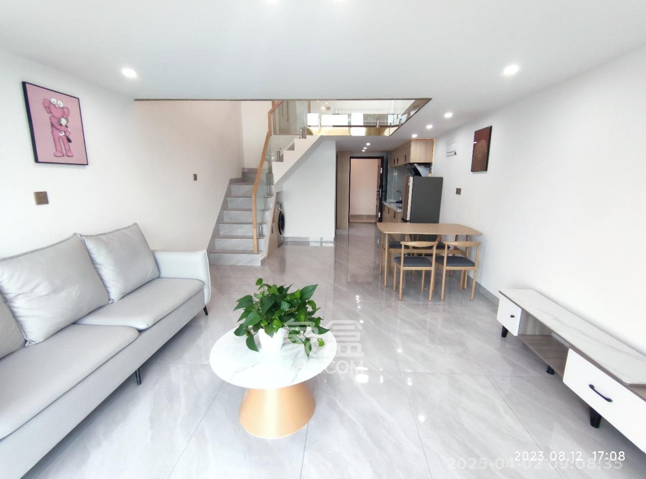 中建嘉和城  2室1厅1卫   2100.00元/月