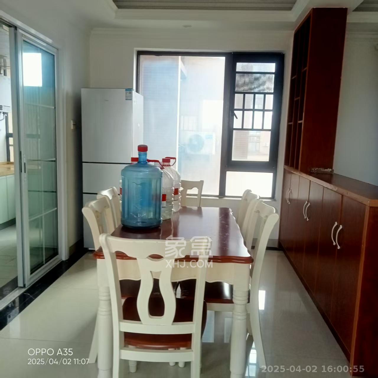 华润凤凰城三期 3室2厅2卫 2100.0元/月 华润凤凰城三期 3室2厅2卫 2100.0元/月室内图