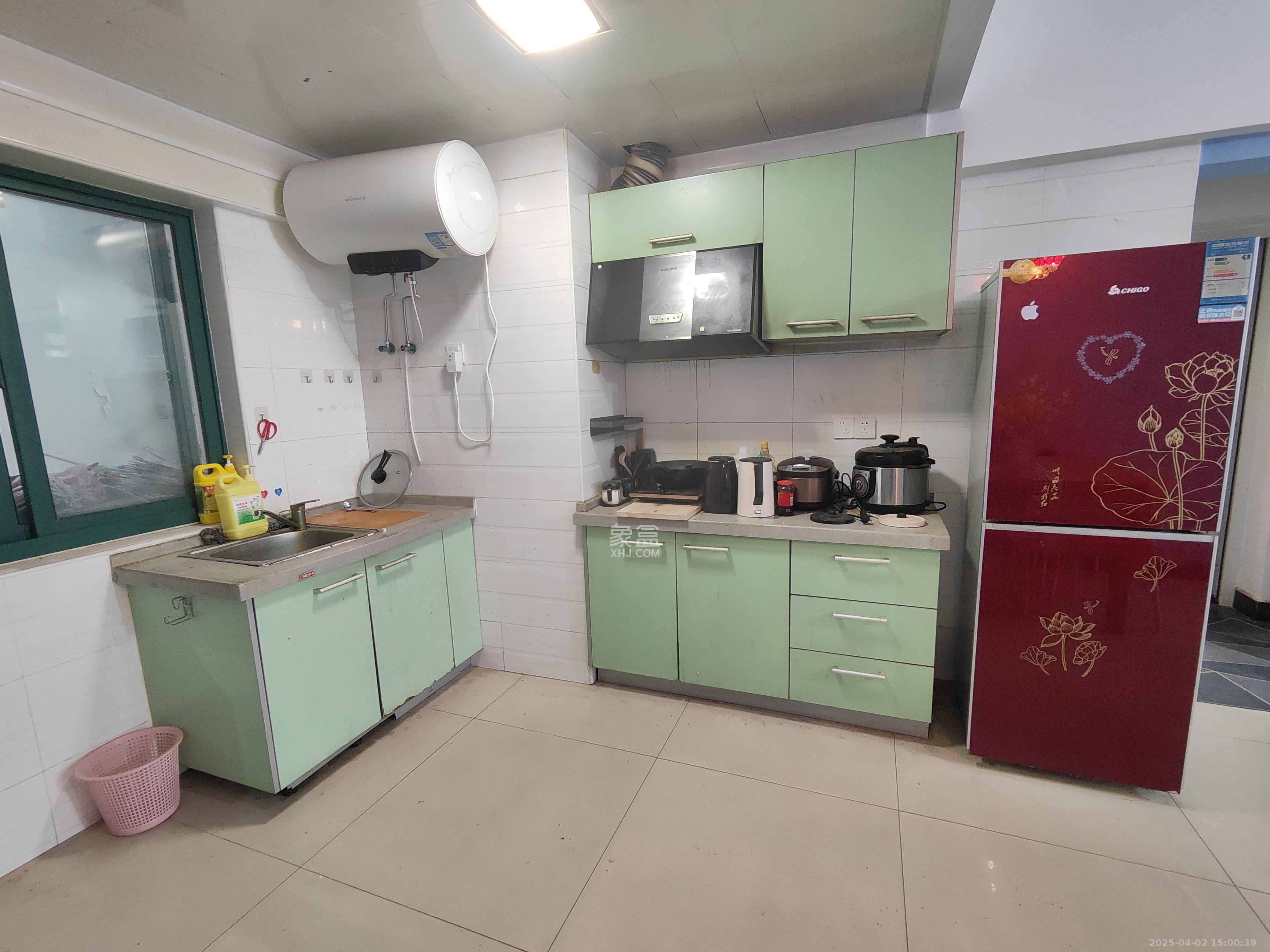 华天LOHO小镇 2室2厅1卫 1400.0元/月 华天LOHO小镇 2室2厅1卫 1400.0元/月室内图