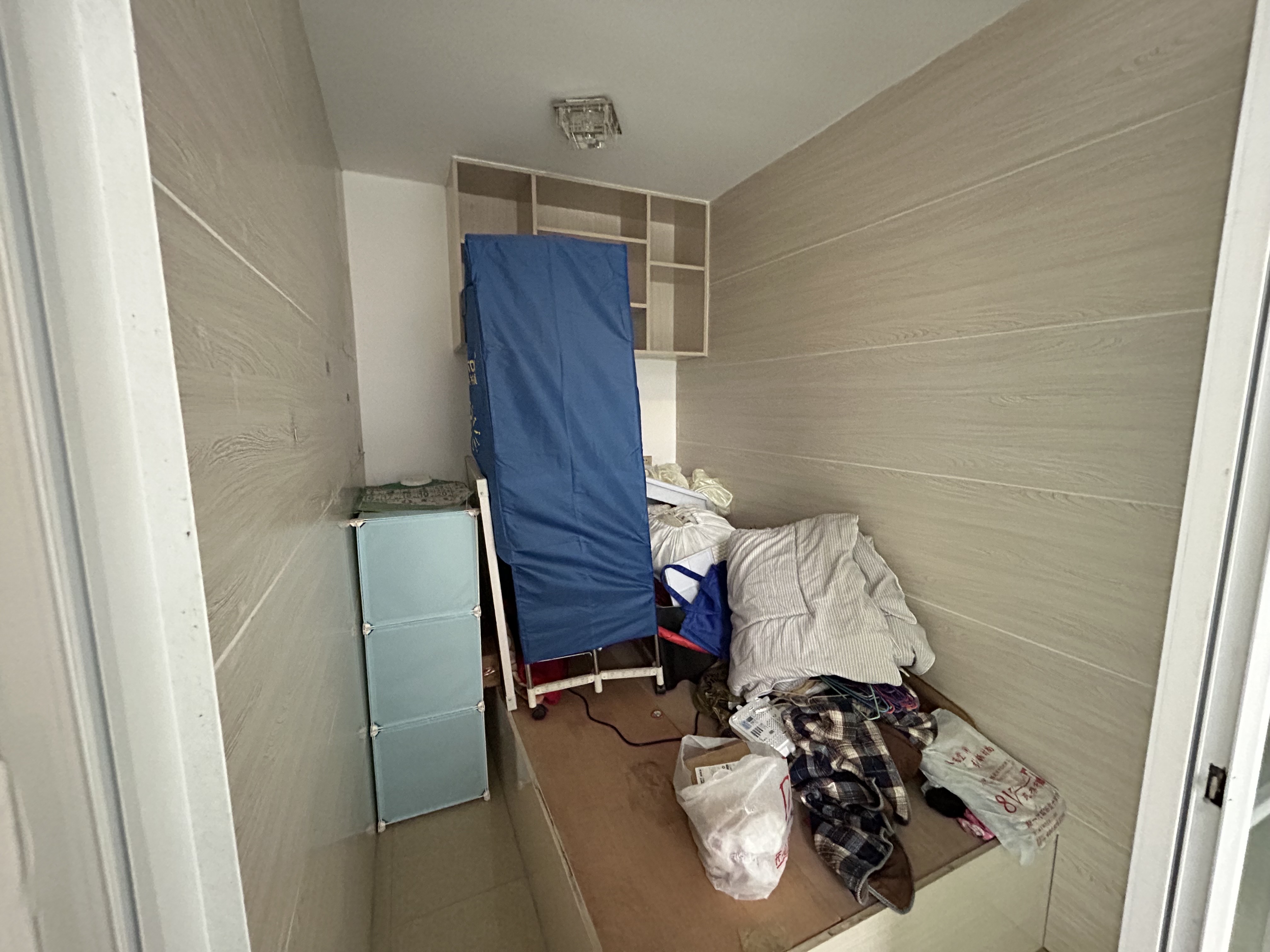 华都国际花园 2室2厅1卫 1300.0元/月 华都国际花园 2室2厅1卫 1300.0元/月室内图