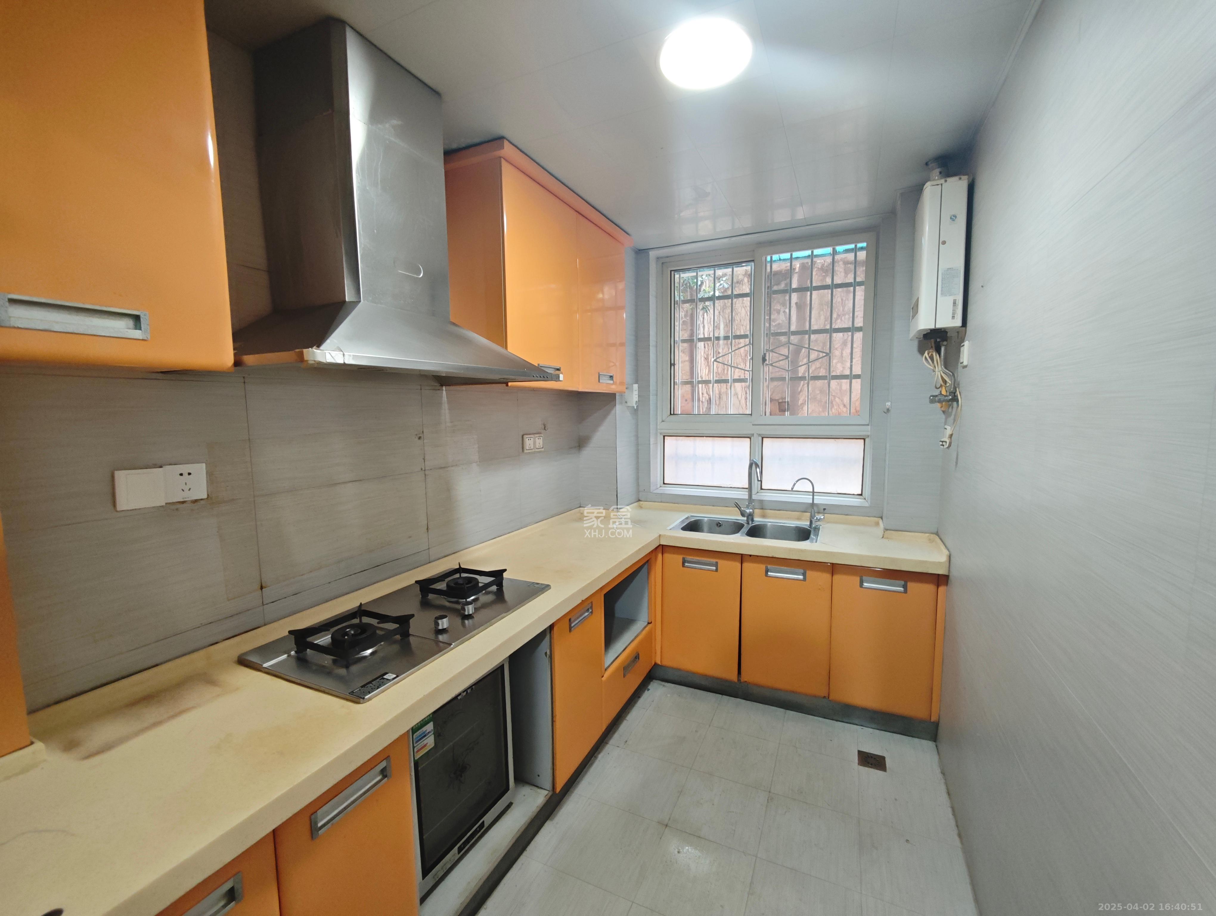 恒盛佳苑 1室0厅0卫 2200.0元/月 恒盛佳苑 1室0厅0卫 2200.0元/月室内图