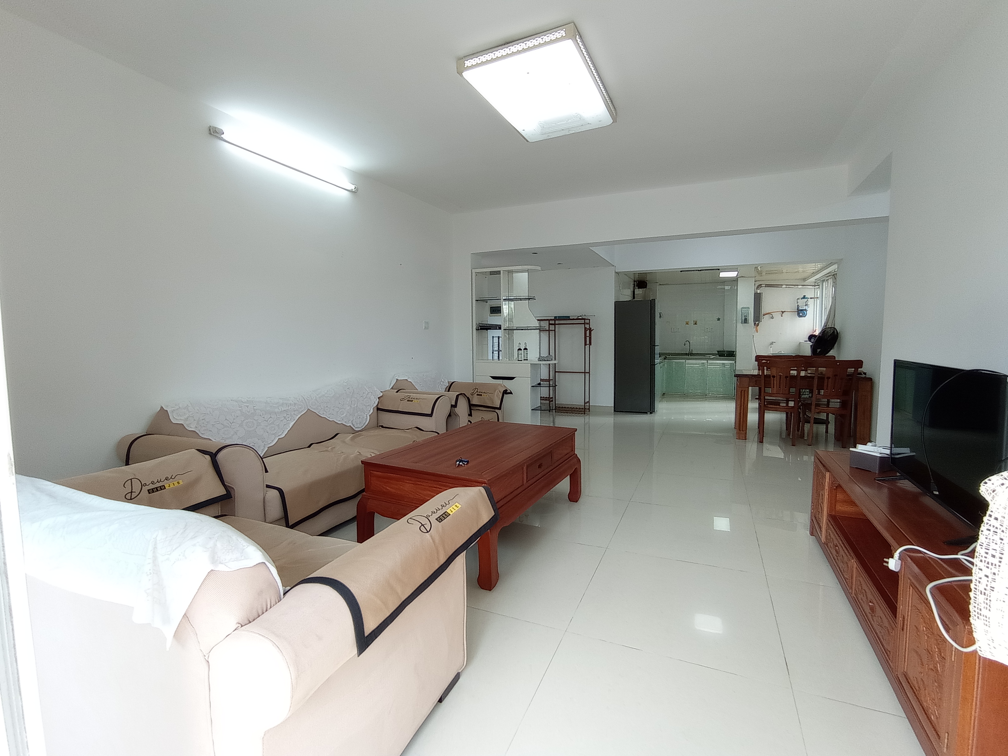 正业广场  3室2厅2卫    200.0万 正业广场  3室2厅2卫    200.0万室内图