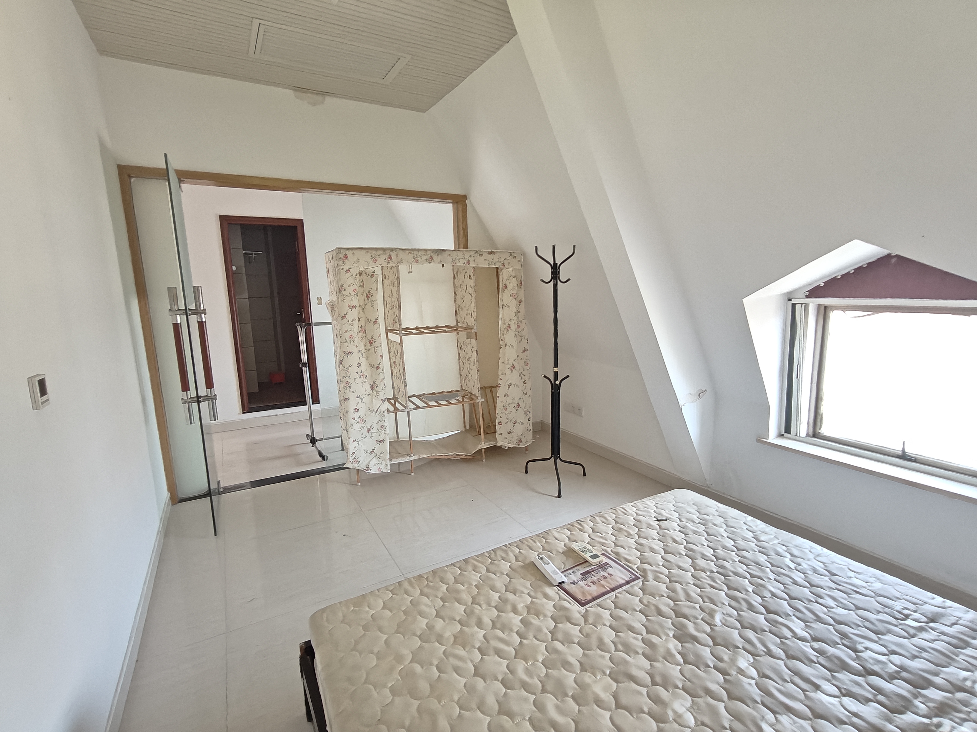 芙蓉盛世(富园小区) 2室2厅2卫 800.0元/月 芙蓉盛世(富园小区) 2室2厅2卫 800.0元/月室内图