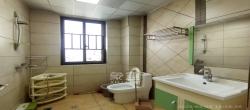 保利麓谷林语E区  3室2厅2卫   2600.00元/月