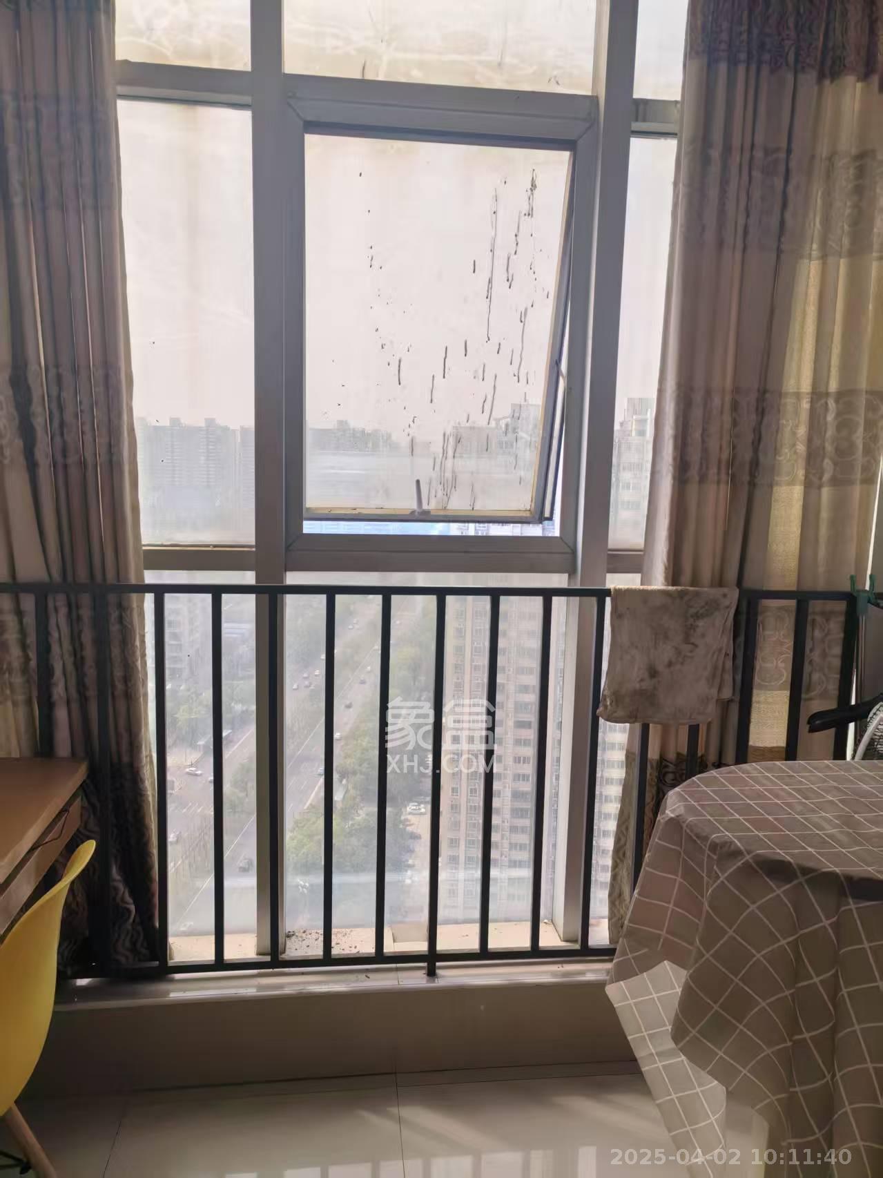 香槟小镇(香槟花苑) 1室1厅1卫 1000.0元/月 香槟小镇(香槟花苑) 1室1厅1卫 1000.0元/月室内图