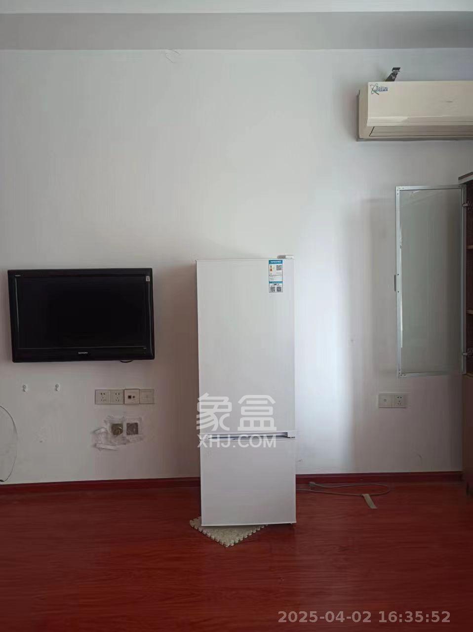 凯轩云顶 1室1厅1卫 1300.0元/月 凯轩云顶 1室1厅1卫 1300.0元/月室内图