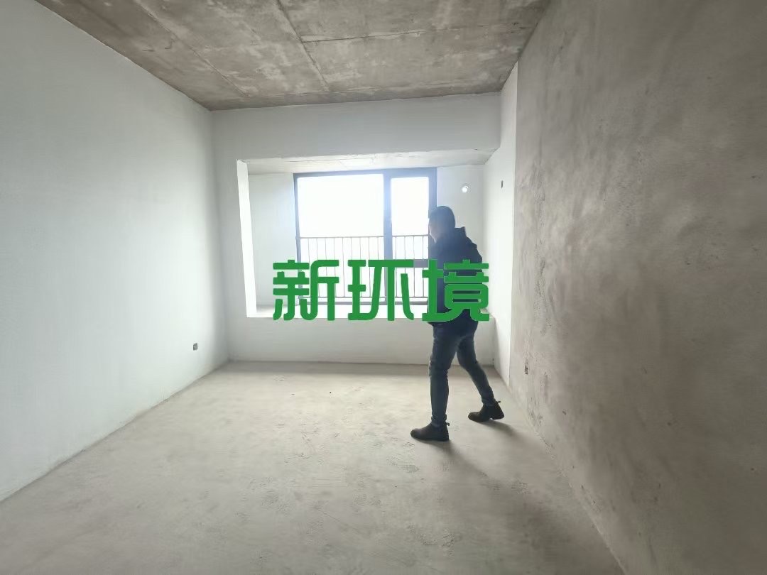 江与城 4室2厅2卫 180.0万 江与城 4室2厅2卫 180.0万客厅