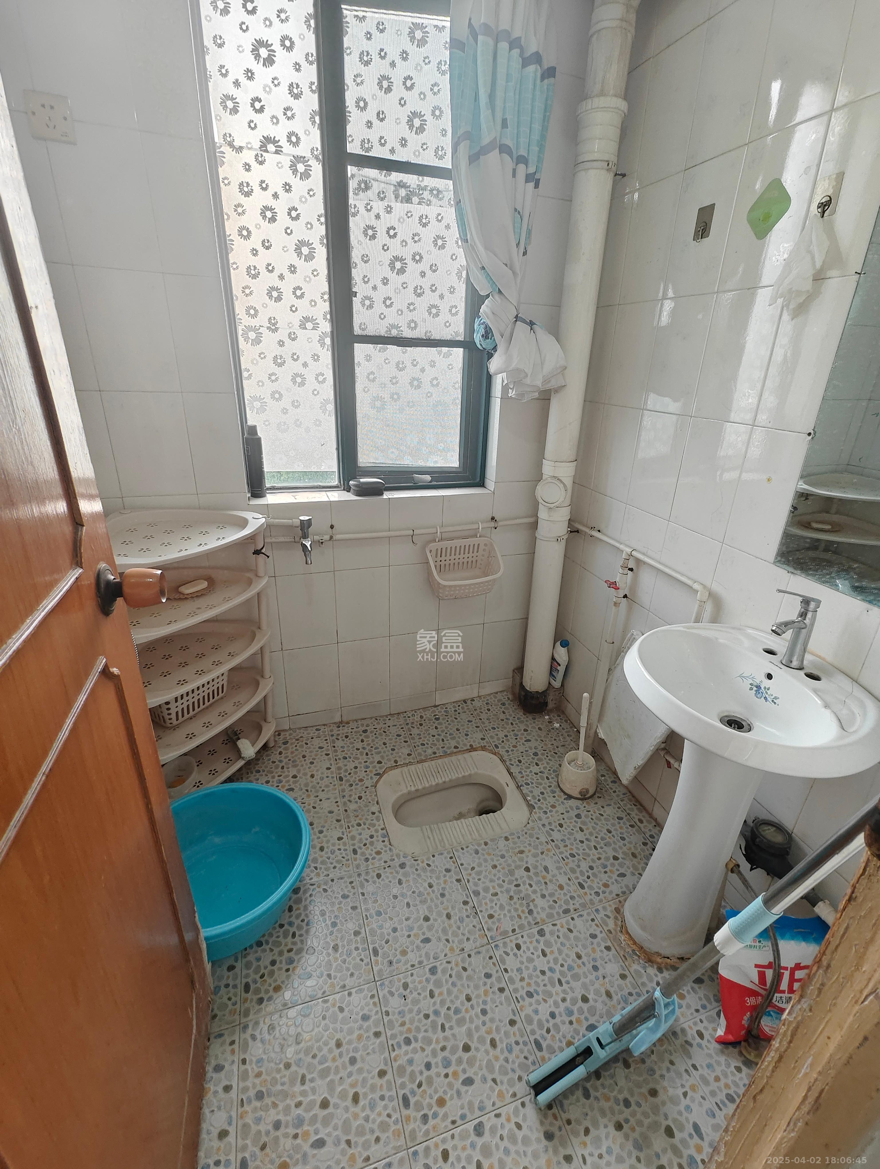 东方新城  2室1厅1卫    2100.0元/月 东方新城  2室1厅1卫    2100.0元/月室内图