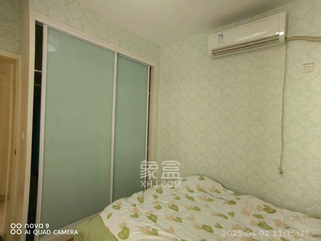 南郡明珠  3室2厅2卫   1600.00元/月室内图
