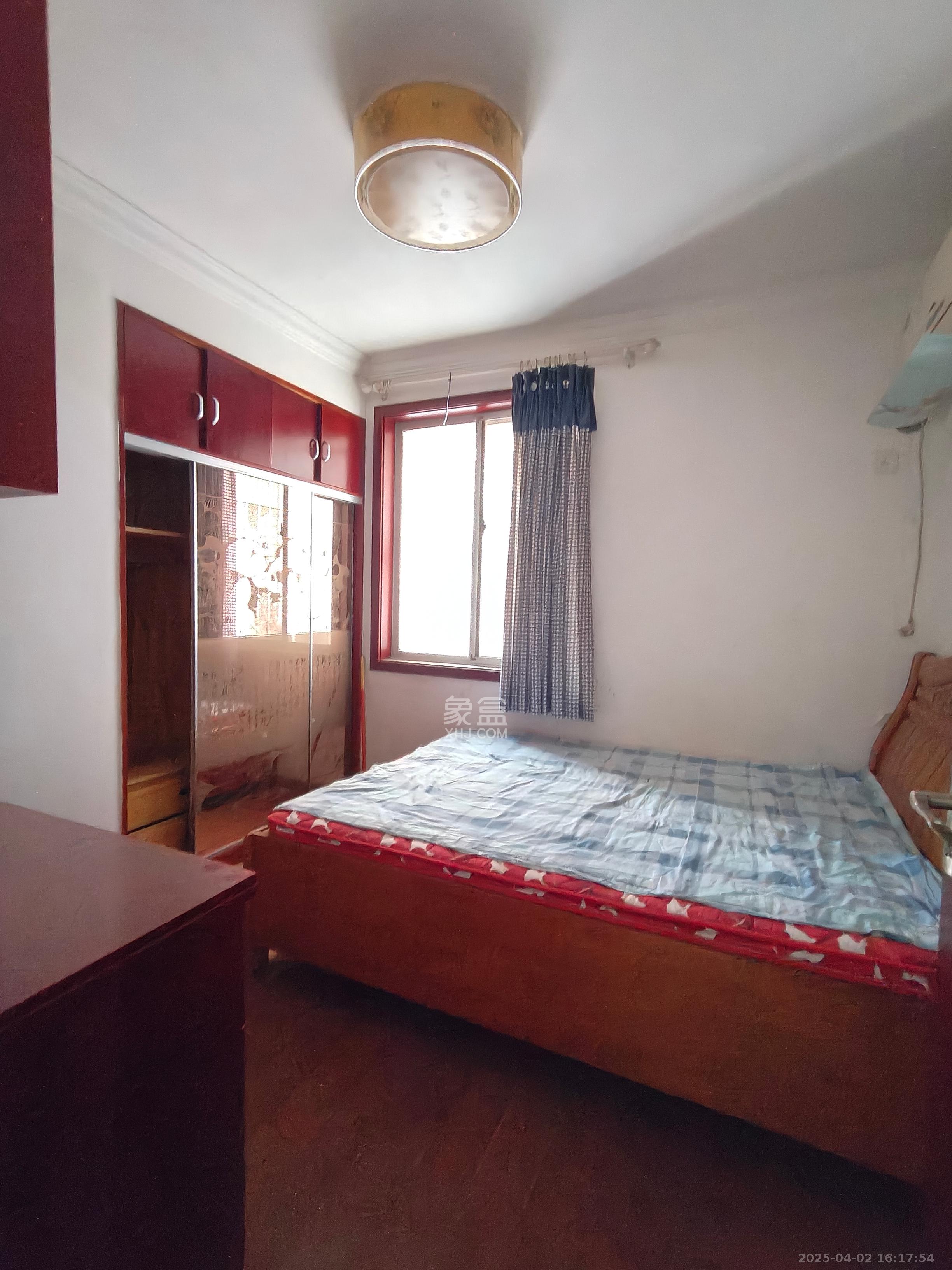 城市花园  3室2厅2卫    3300.0元/月 城市花园  3室2厅2卫    3300.0元/月室内图