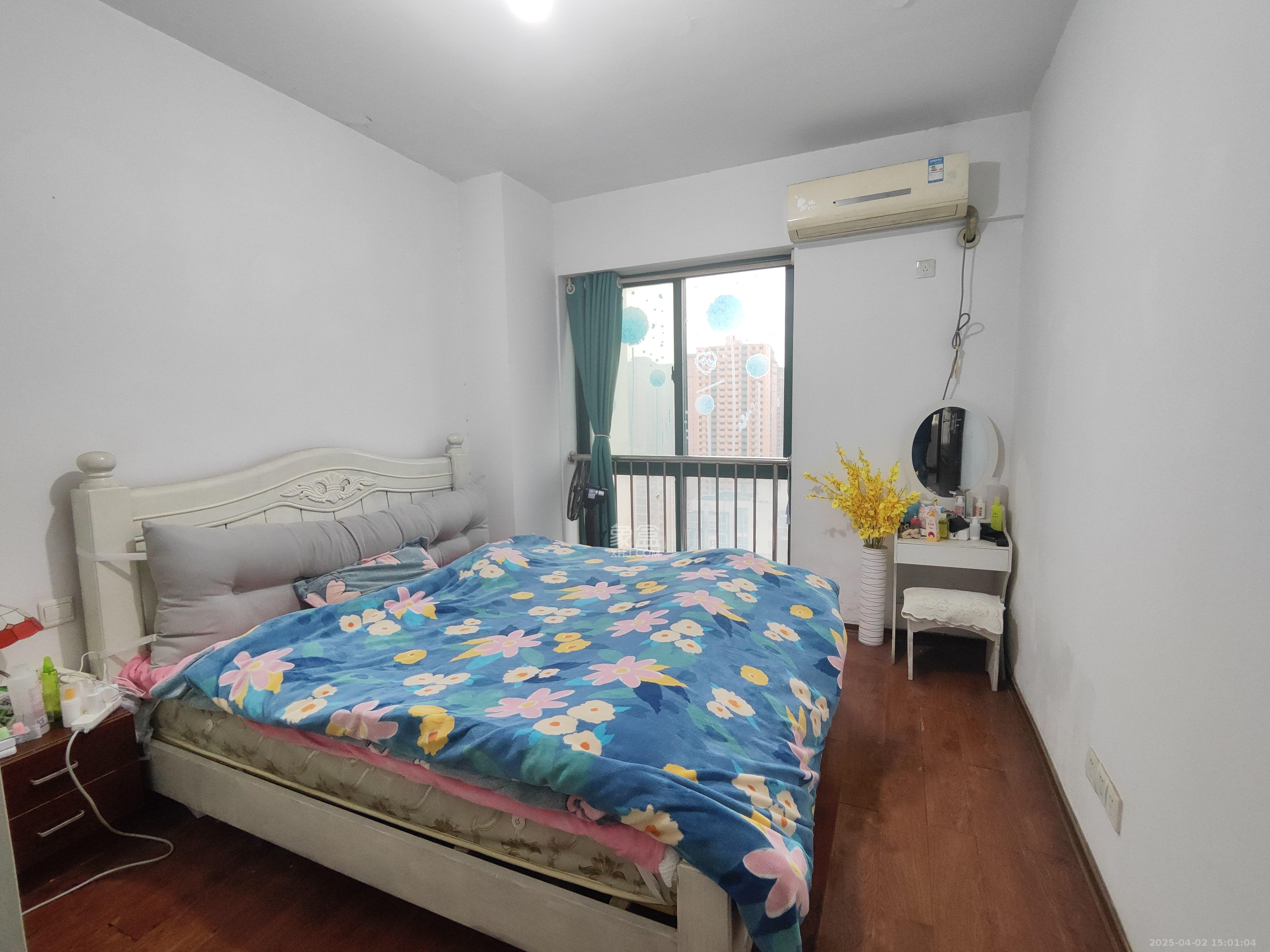 华天LOHO小镇  2室2厅1卫    1400.0元/月室内图