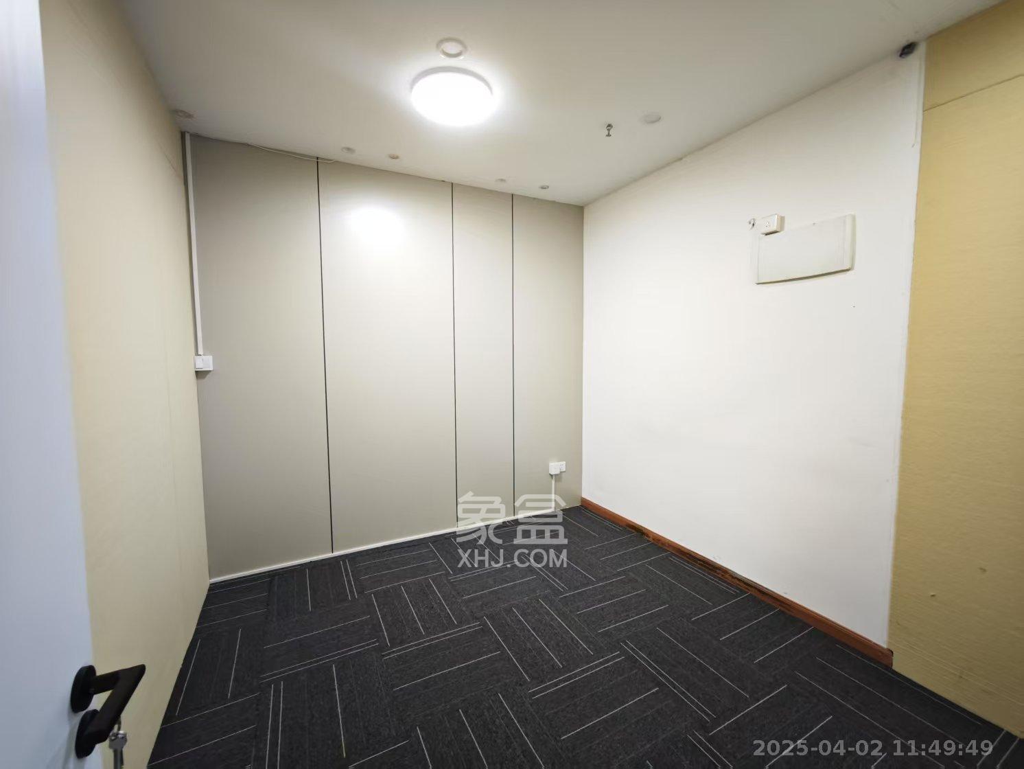 奥克斯缔壹城 5室1厅1卫 5000.0元/月 奥克斯缔壹城 5室1厅1卫 5000.0元/月室内图