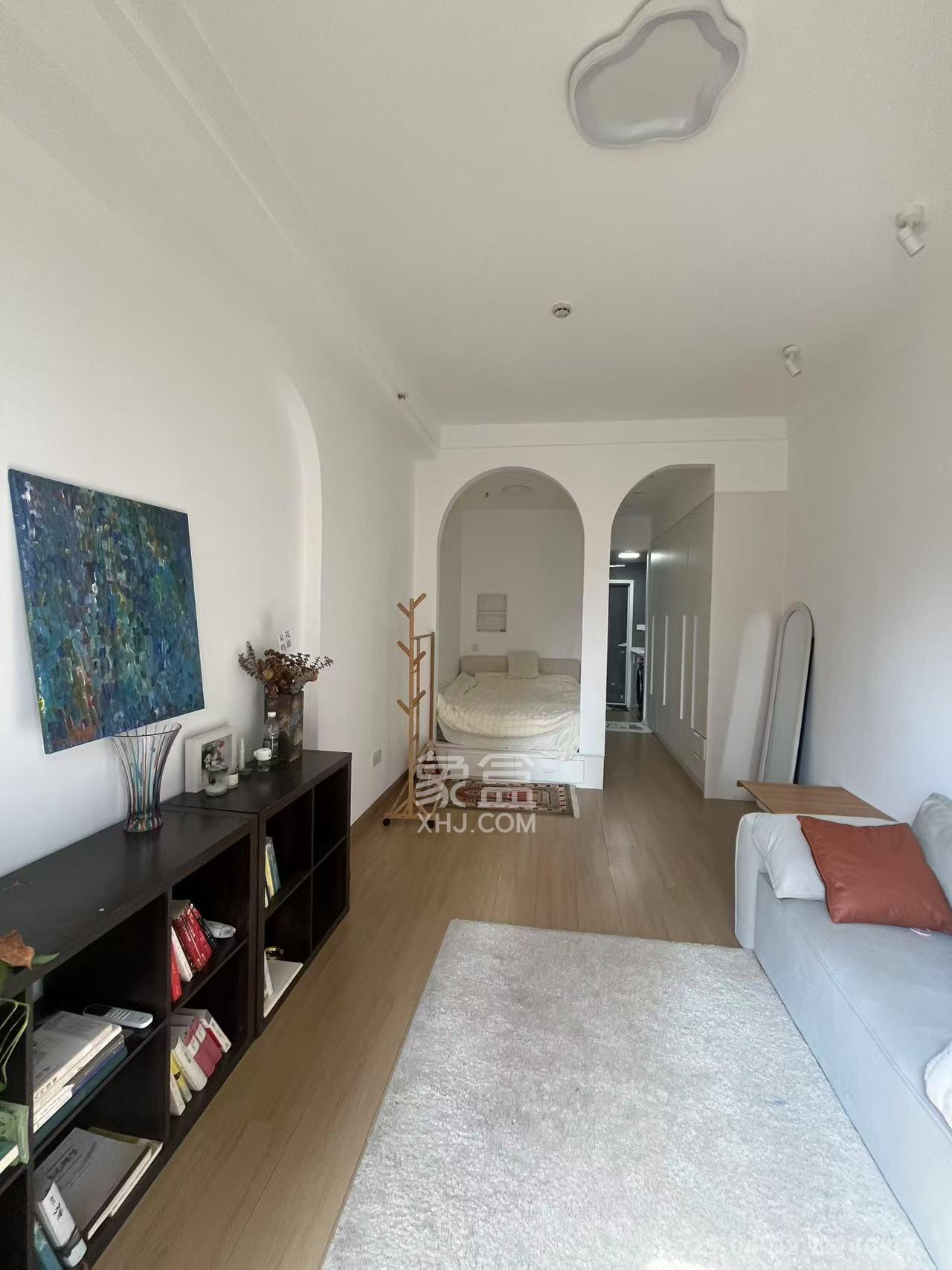 新力铂园(江山云著)  1室1厅1卫    1800.0元/月 新力铂园(江山云著)  1室1厅1卫    1800.0元/月室内图