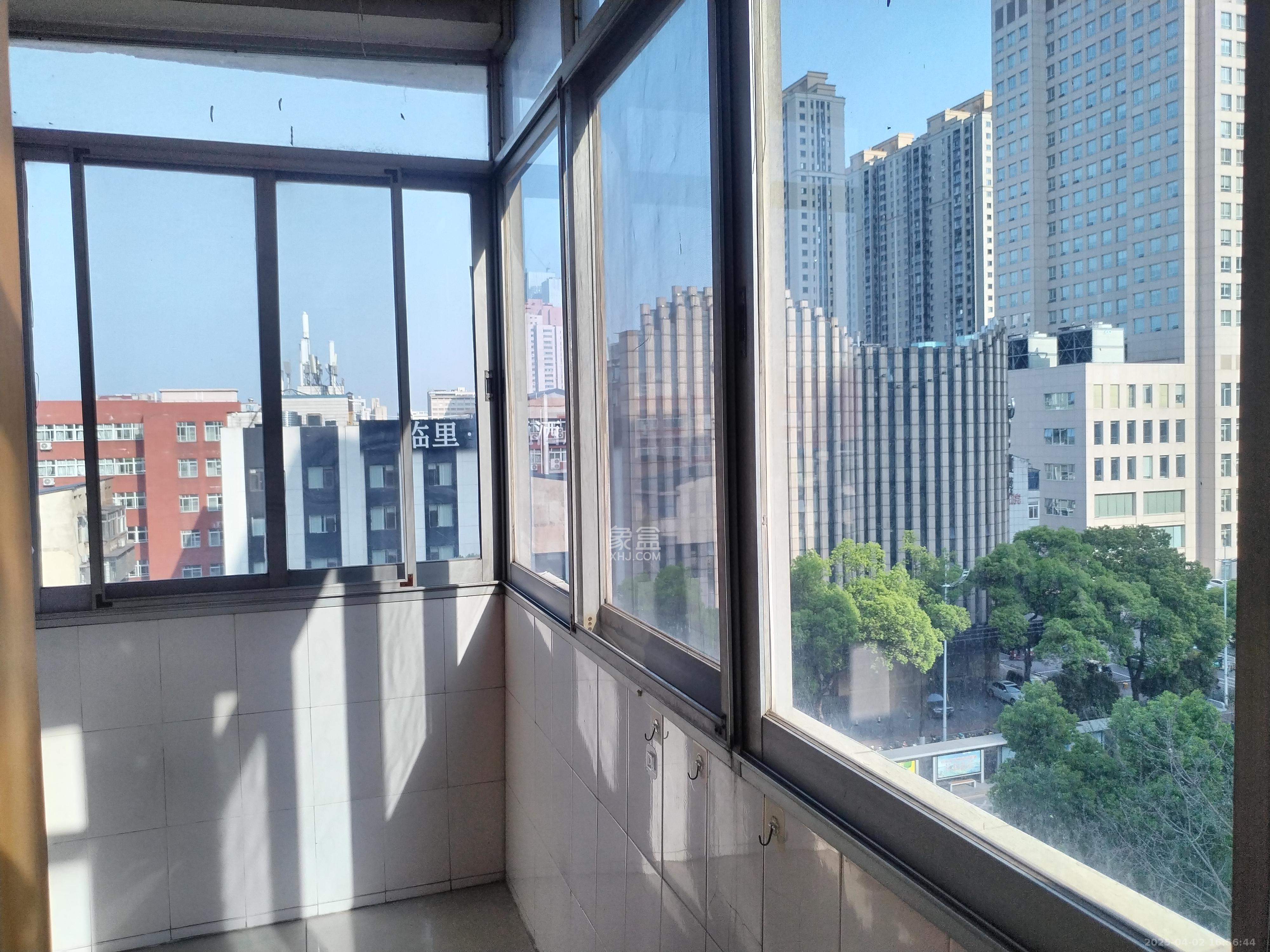 建湘中路机电宿舍 2室1厅1卫 2000.00元/月 建湘中路机电宿舍 2室1厅1卫 2000.00元/月室内图