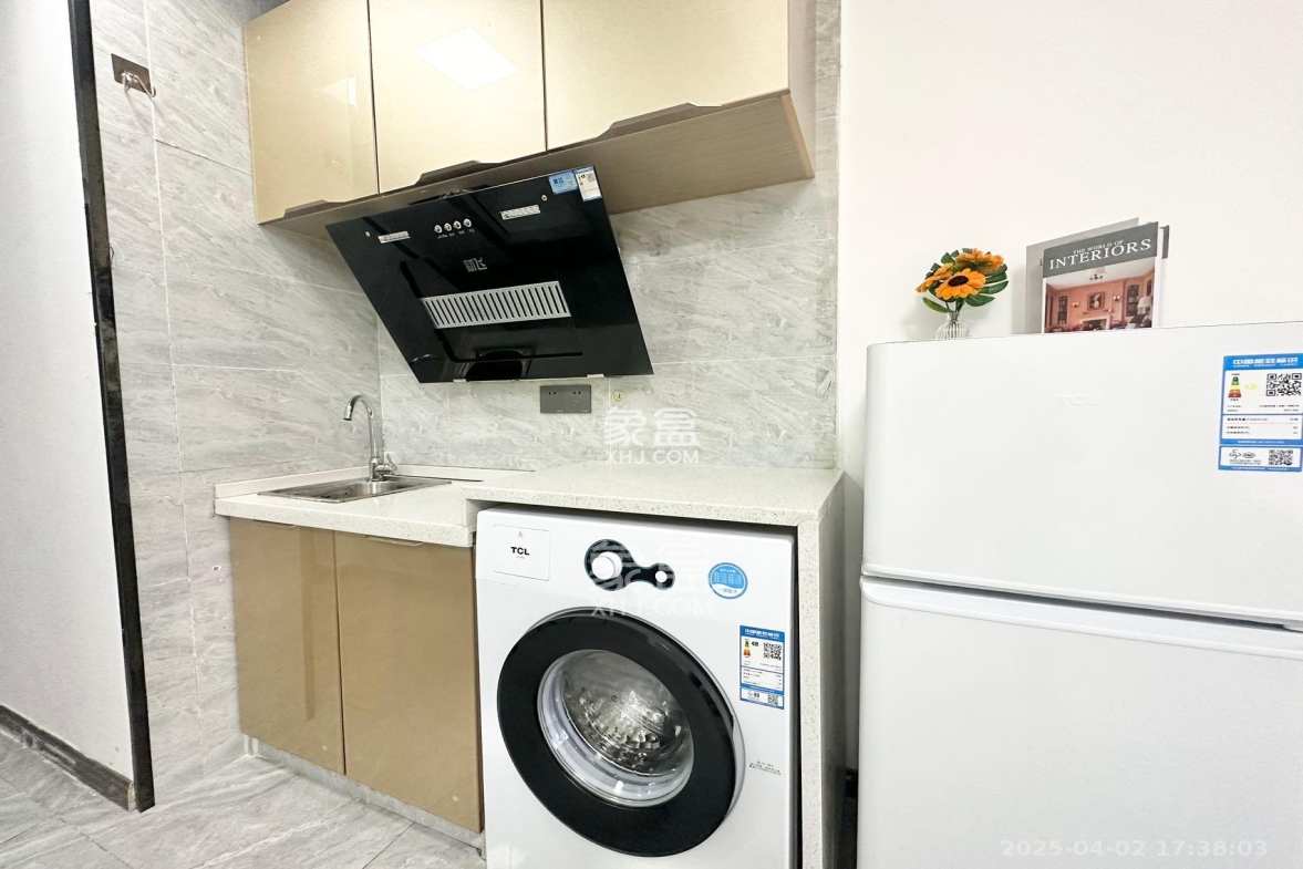 江山帝景哈佛  1室1厅1卫    1300.0元/月 江山帝景哈佛  1室1厅1卫    1300.0元/月室内图