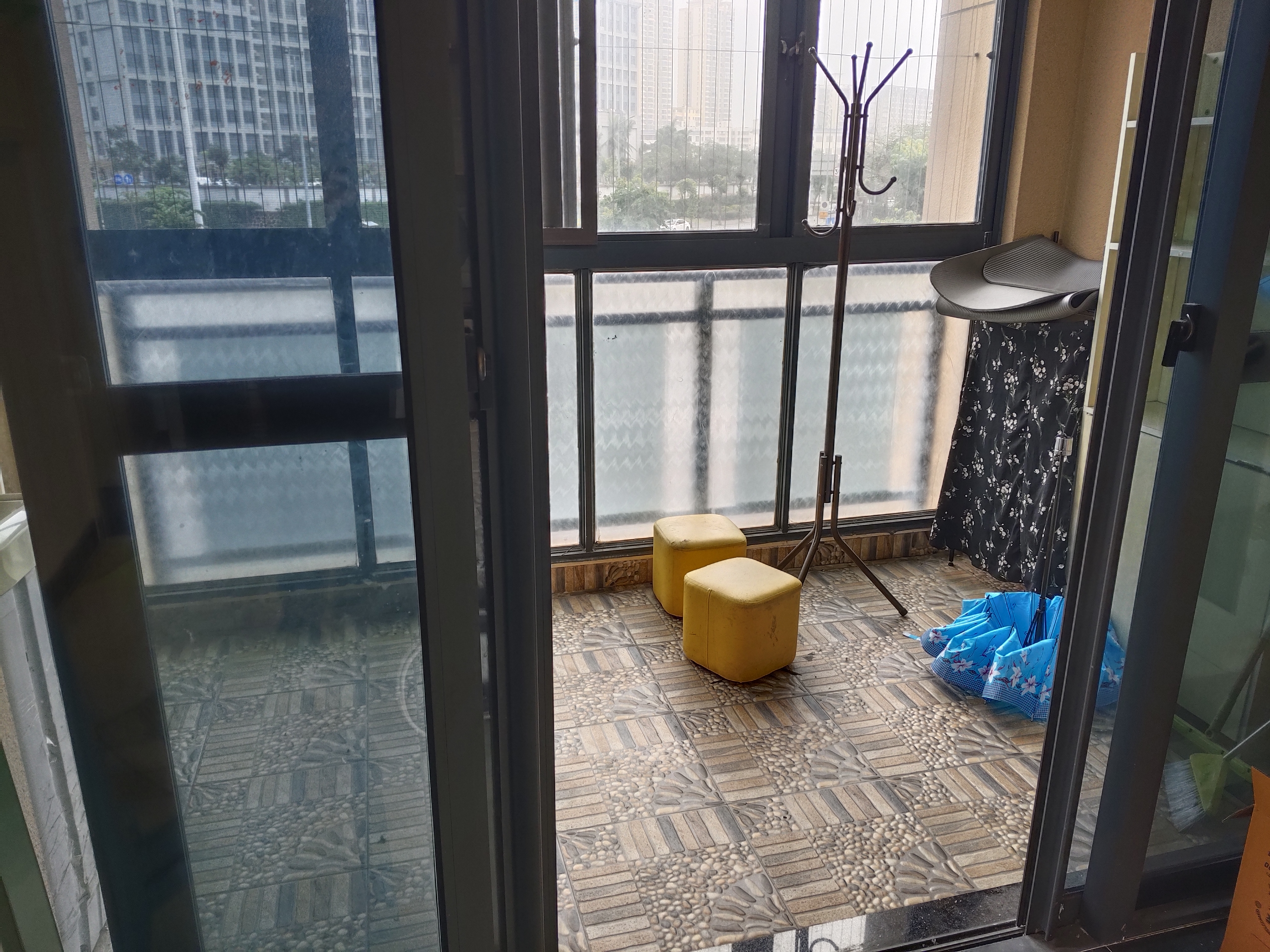 滨江帝景四期 1室0厅1卫 1500.0元/月 滨江帝景四期 1室0厅1卫 1500.0元/月室内图