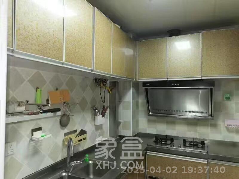 中房F联邦  2室2厅1卫   2500.00元/月室内图
