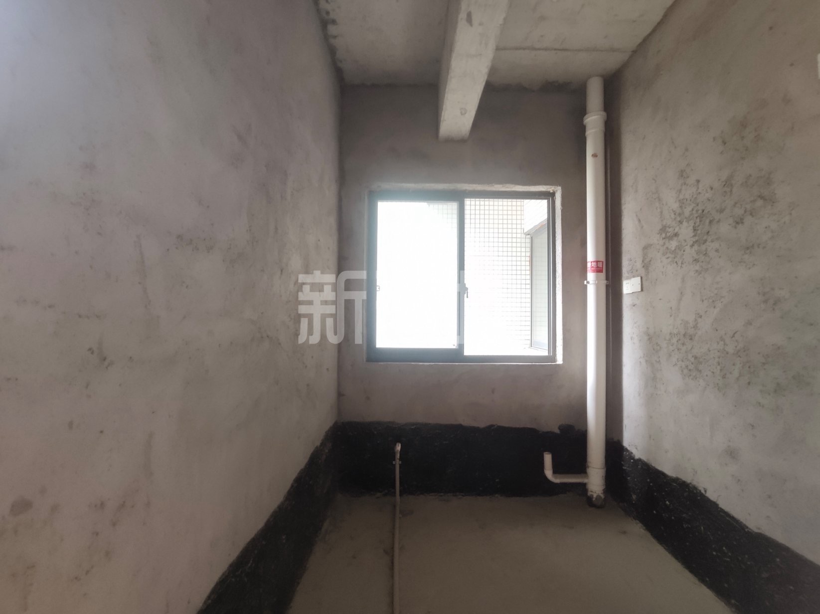 月亮湾三期 3室2厅2卫 77.0万 月亮湾三期 3室2厅2卫 77.0万客厅