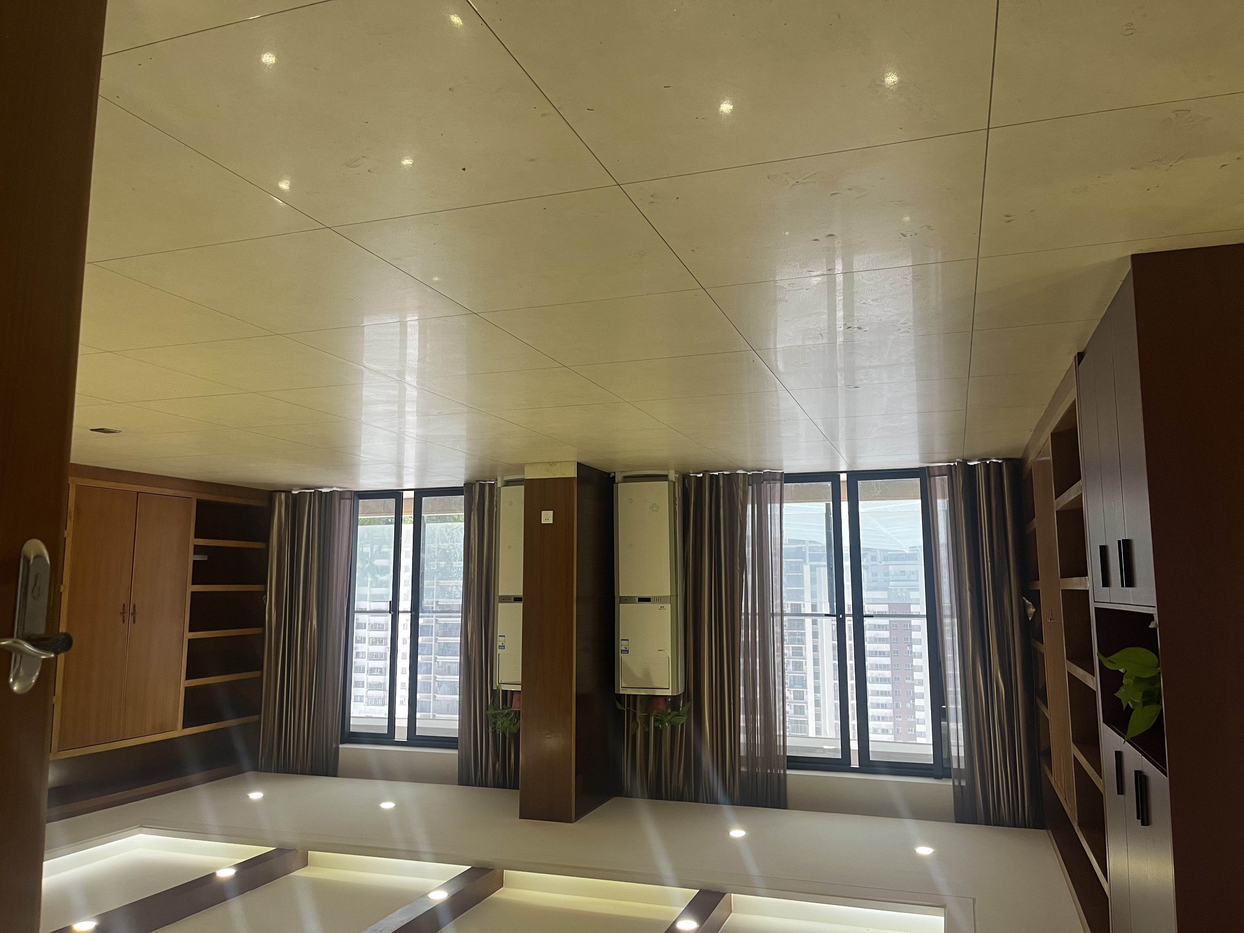 和信广场 2室1厅2卫 5000.0元/月 和信广场 2室1厅2卫 5000.0元/月室内图