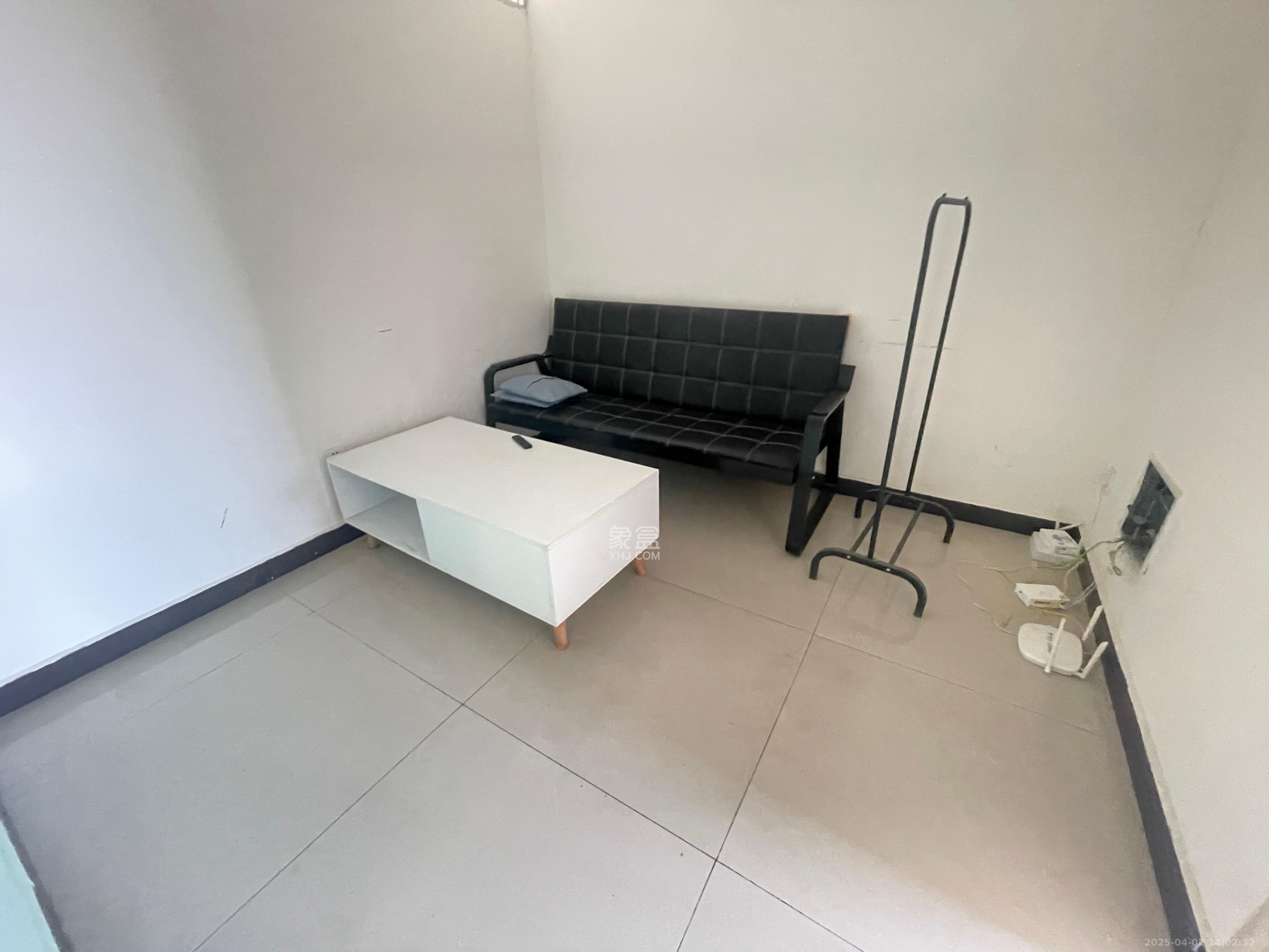 钰龙天下二期(钰龙佳园) 2室1厅1卫 1750.0元/月 钰龙天下二期(钰龙佳园) 2室1厅1卫 1750.0元/月室内图