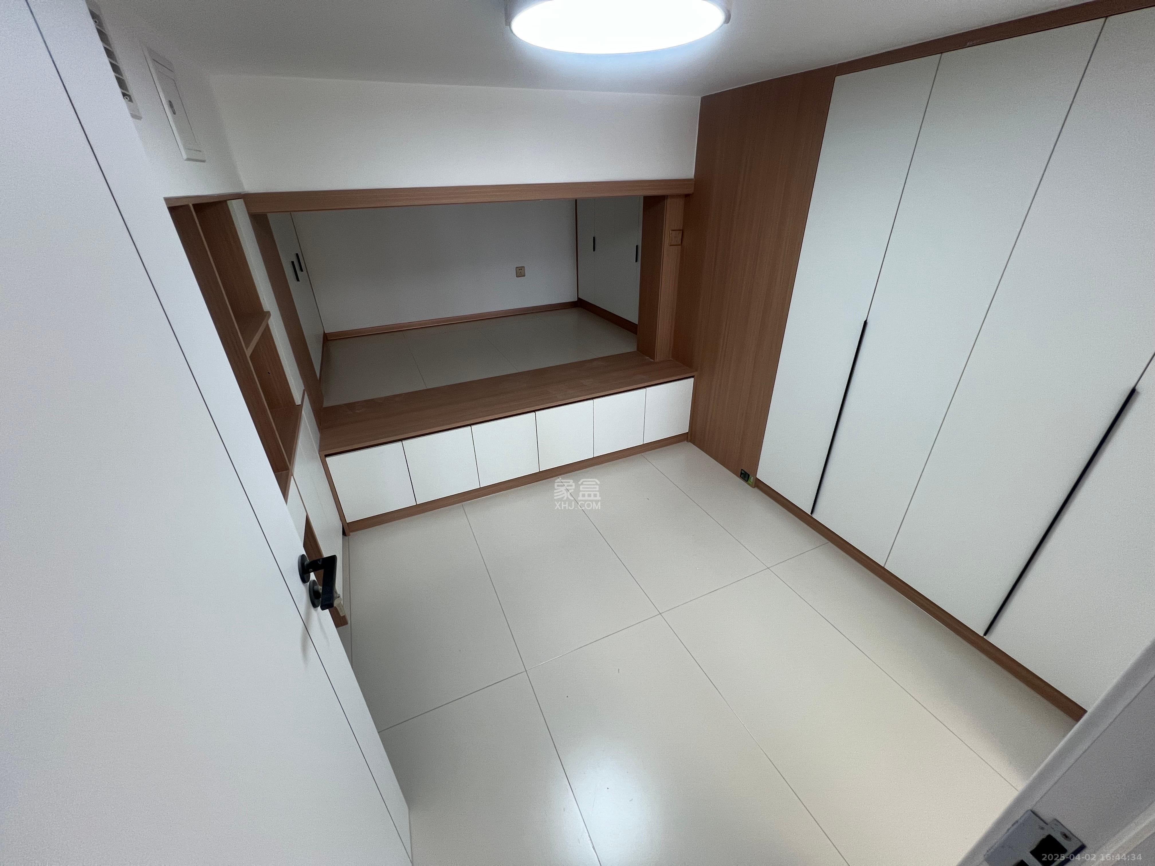 正荣梅溪紫阙台  1室1厅1卫   2400.00元/月室内图