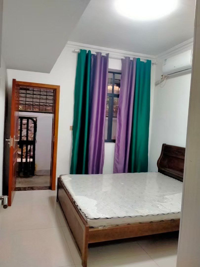 公路局家属院(产权:天马山5号) 2室2厅1卫 800.0元/月 公路局家属院(产权:天马山5号) 2室2厅1卫 800.0元/月室内图