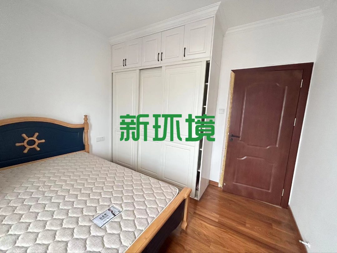 高盛澧园一二期  3室2厅2卫   85.80万客厅