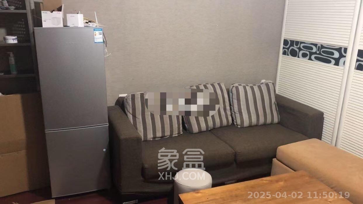 新青年公寓 1室1厅1卫 2300.0元/月 新青年公寓 1室1厅1卫 2300.0元/月室内图