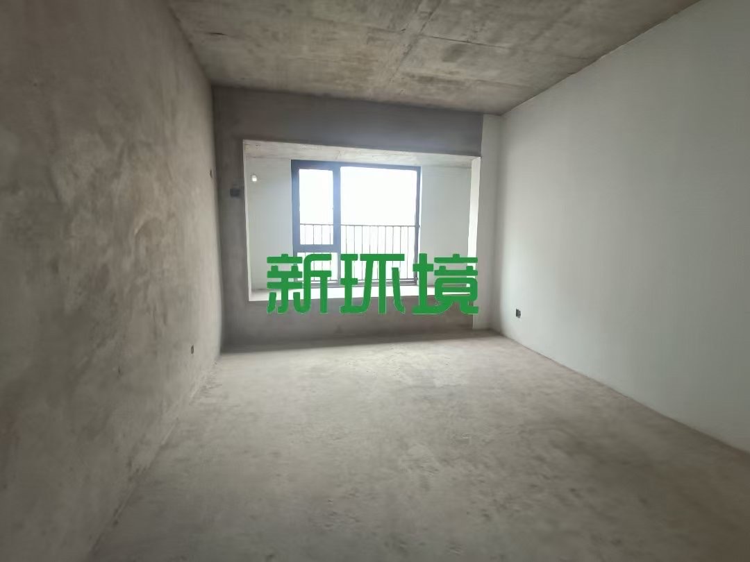 江与城 4室2厅2卫 180.0万 江与城 4室2厅2卫 180.0万客厅