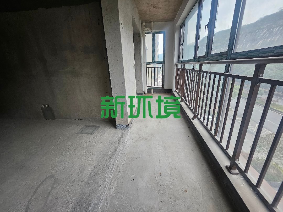 东宸江山里  1室0厅0卫   61.80万客厅