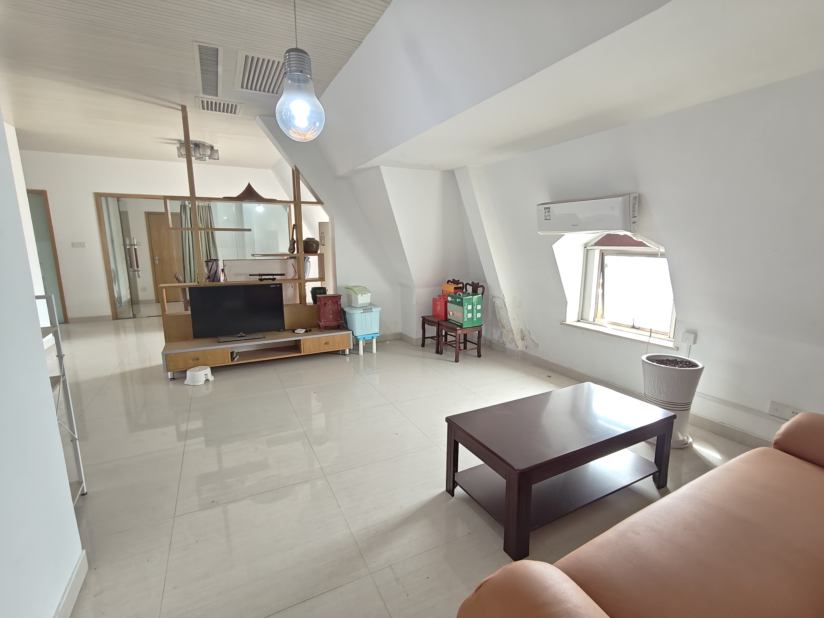 芙蓉盛世(富园小区) 2室2厅2卫 800.0元/月 芙蓉盛世(富园小区) 2室2厅2卫 800.0元/月室内图