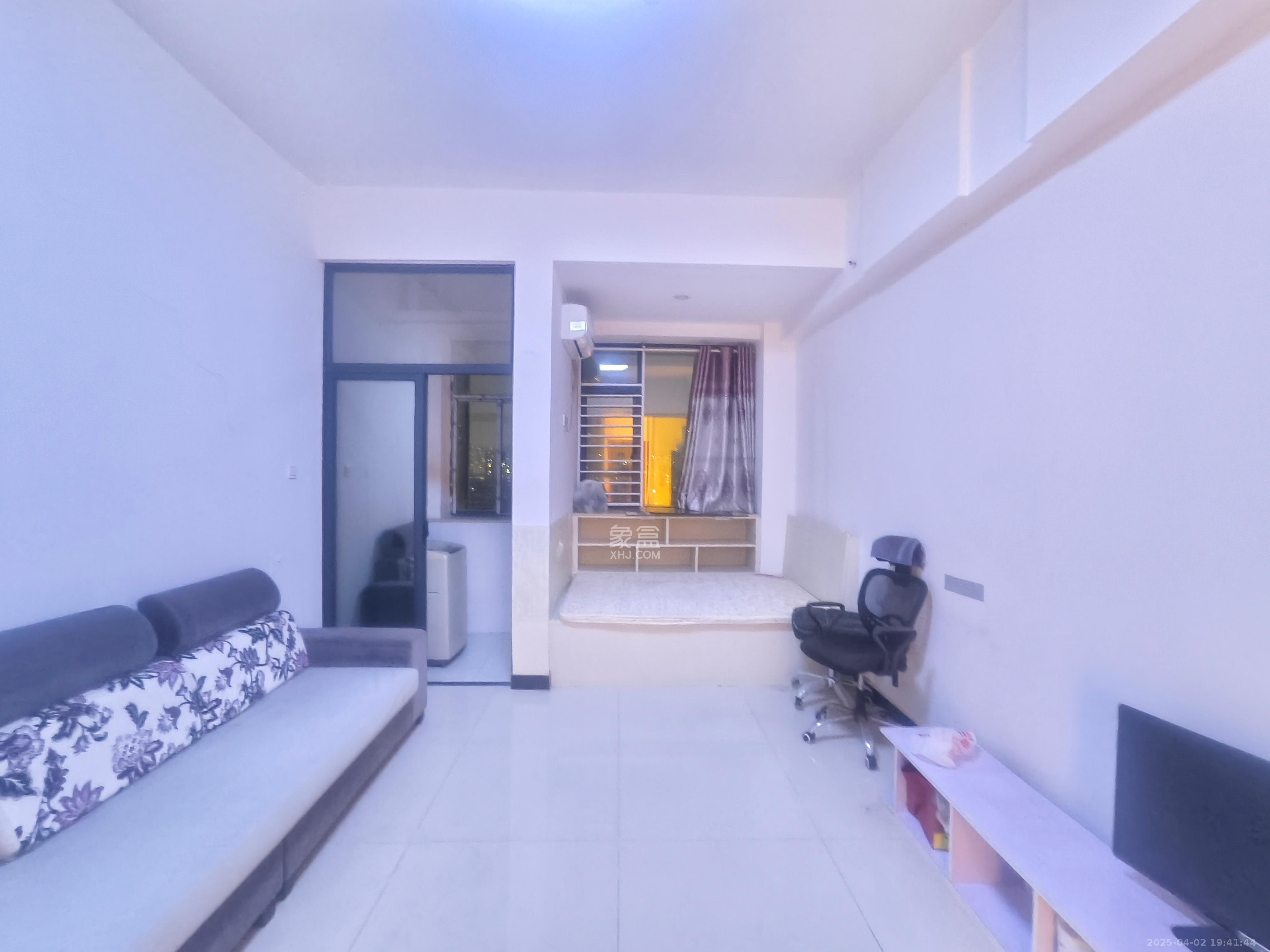 长房时代城  1室1厅1卫    1500.0元/月 长房时代城  1室1厅1卫    1500.0元/月