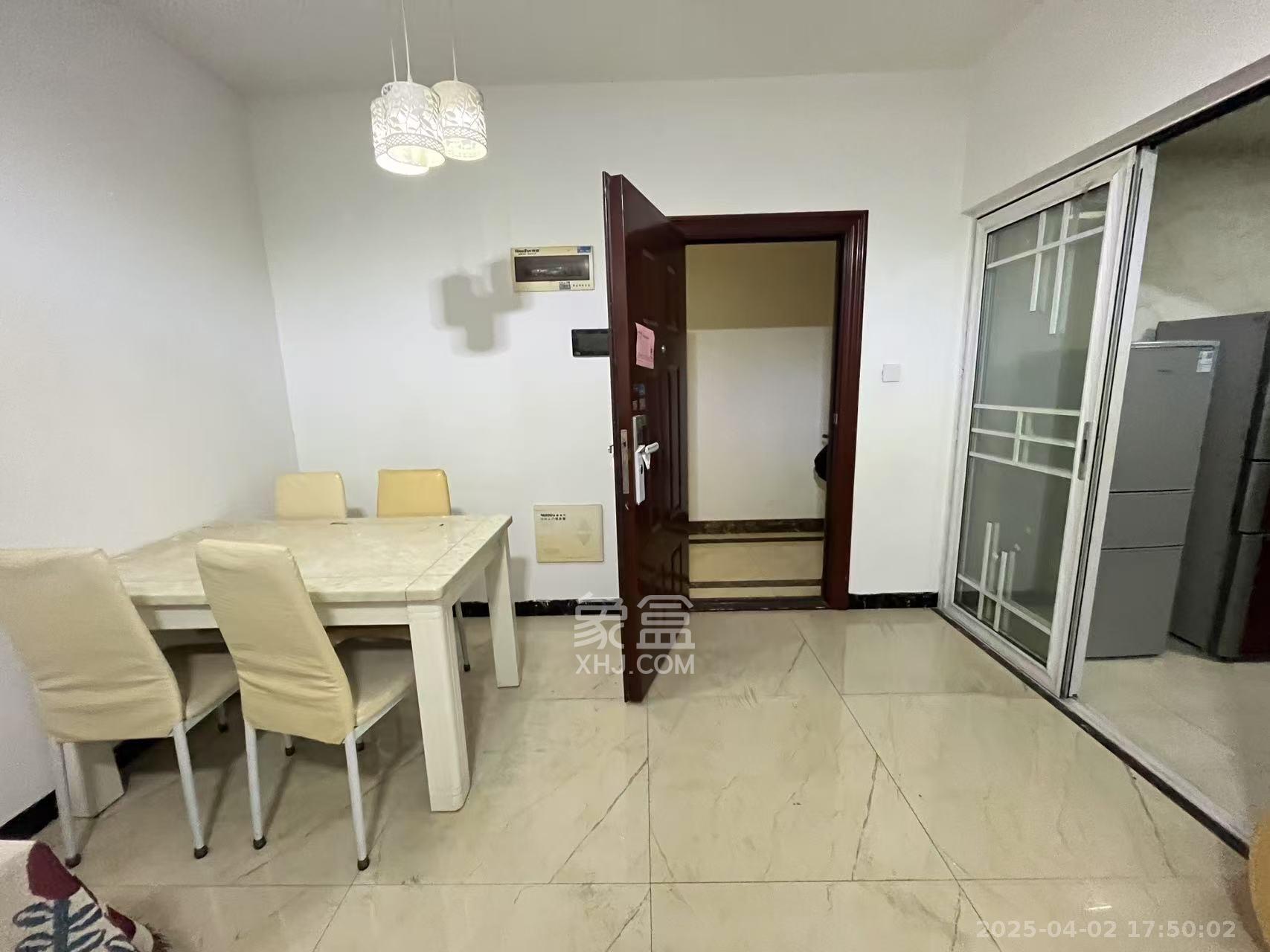 荣盛花语书苑  2室1厅1卫    2300.0元/月室内图