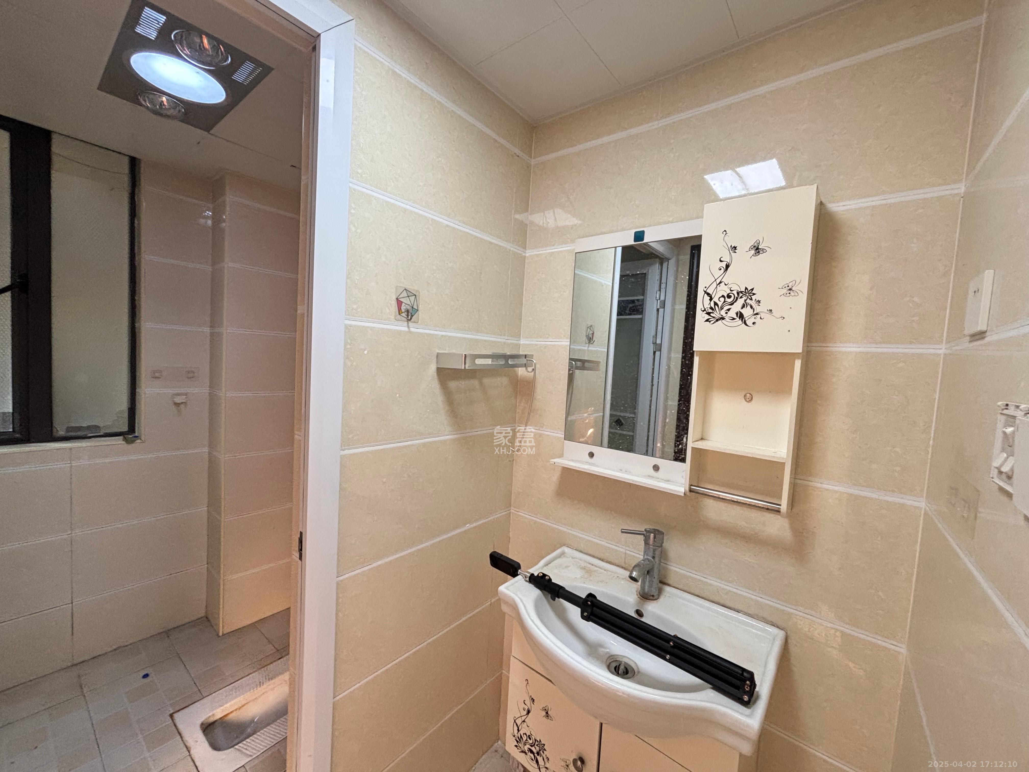 旭辉御府  3室2厅1卫   2620.00元/月室内图