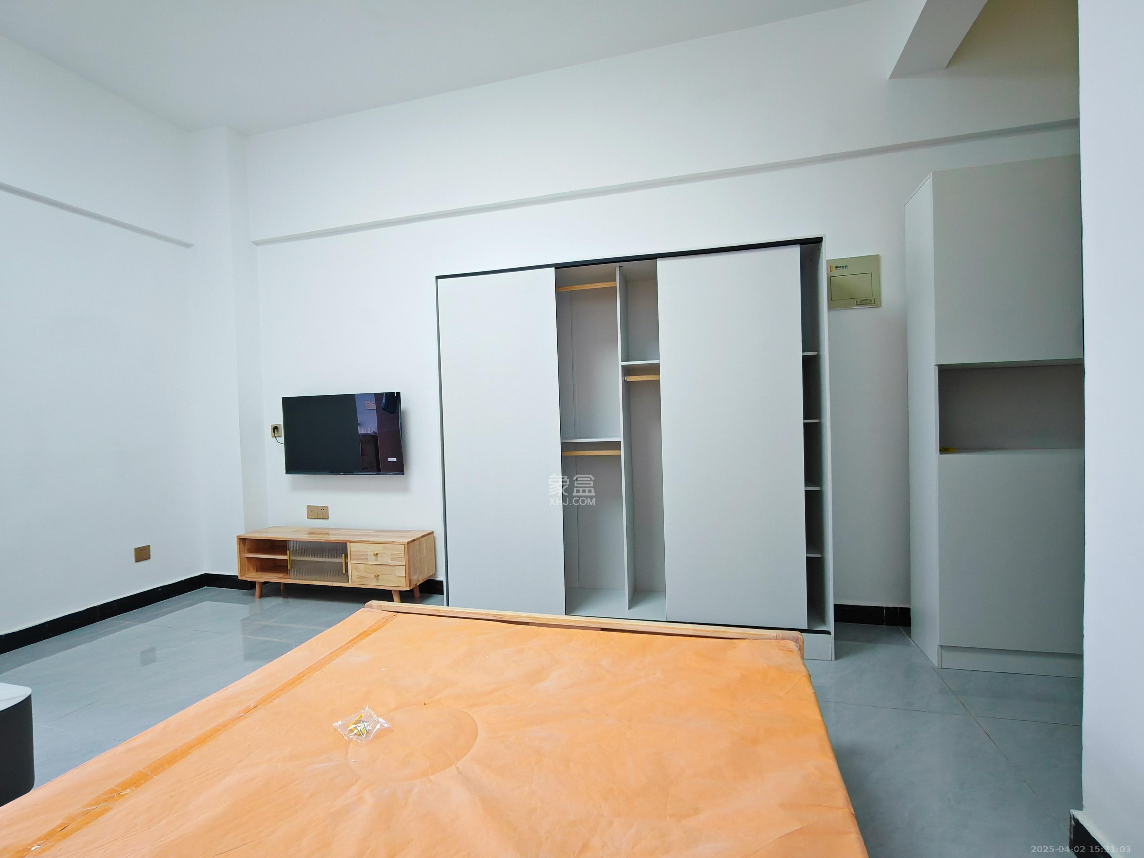 博林金谷  1室1厅0卫    1500.0元/月 博林金谷  1室1厅0卫    1500.0元/月室内图