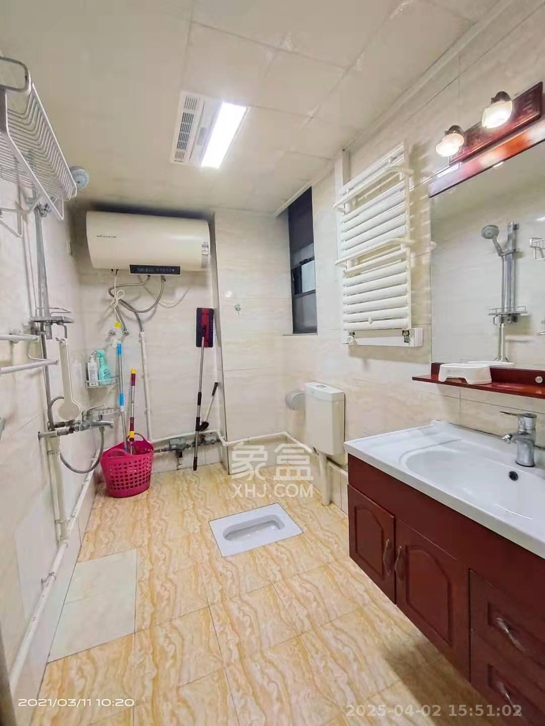 长房时代城  3室2厅2卫   3200.00元/月室内图