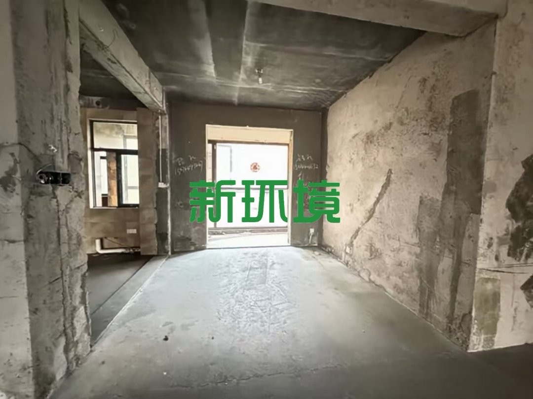 鑫成君泰  4室2厅2卫   112.00万客厅