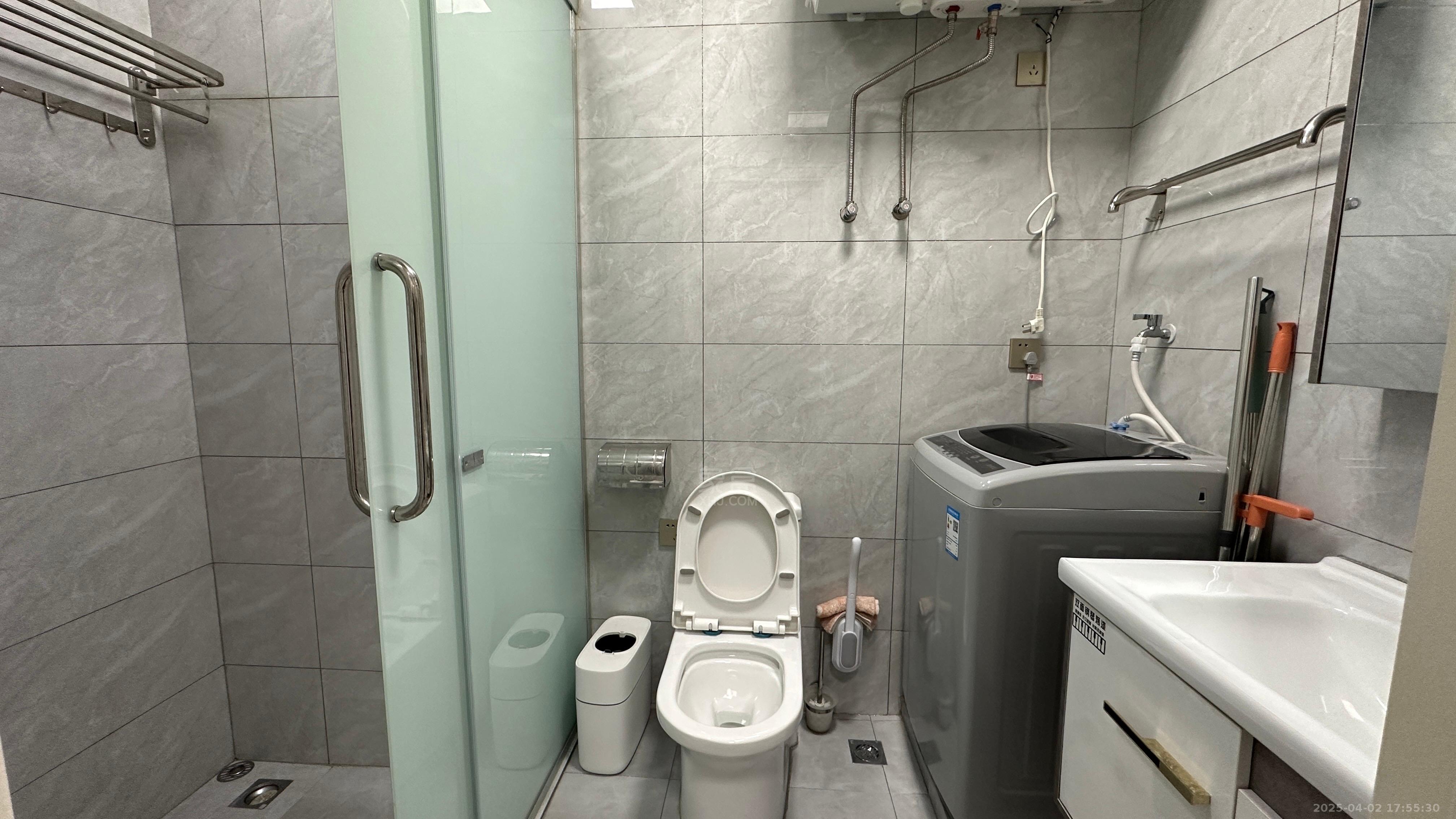 工大青年街区 1室1厅1卫 1500.0元/月 工大青年街区 1室1厅1卫 1500.0元/月室内图