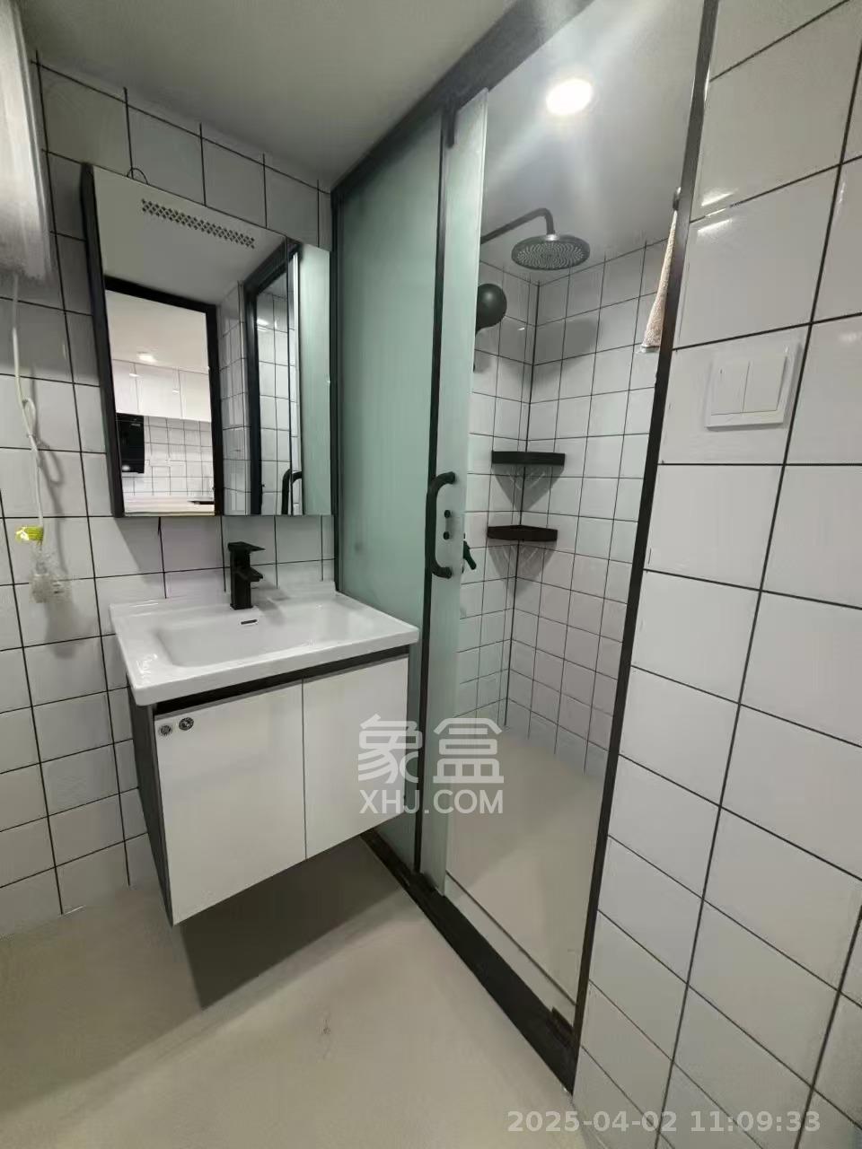 敬天广场  1室1厅1卫    3200.0元/月 敬天广场  1室1厅1卫    3200.0元/月室内图