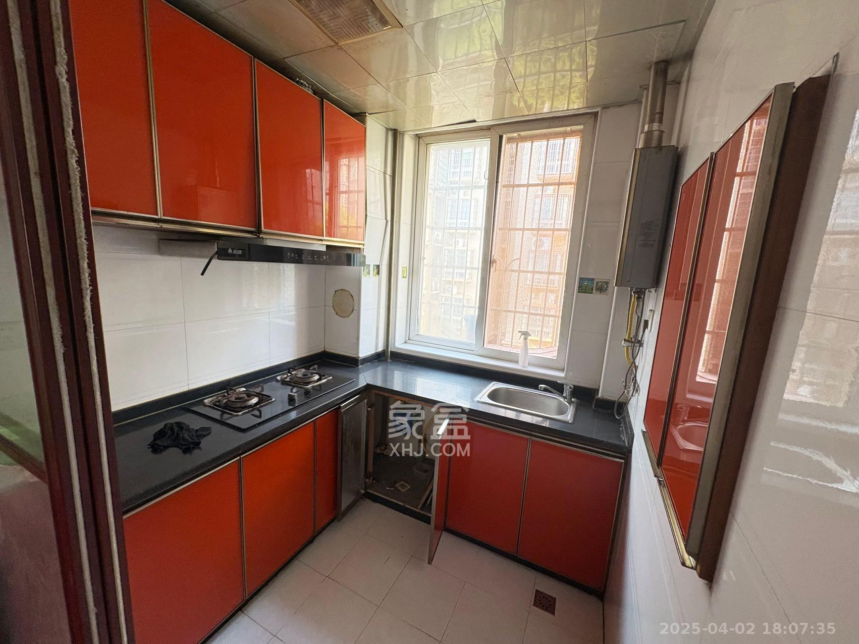 鄱阳小区 3室2厅1卫 1500.0元/月 鄱阳小区 3室2厅1卫 1500.0元/月室内图