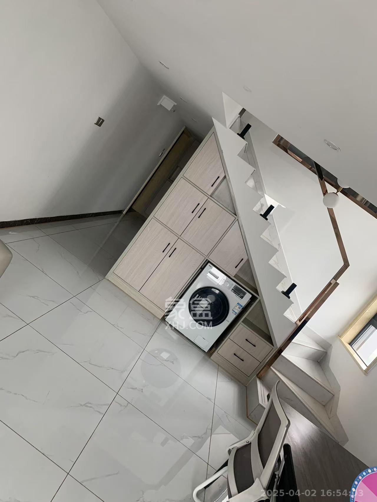 龙湖新壹城 1室1厅1卫 2600.0元/月 龙湖新壹城 1室1厅1卫 2600.0元/月室内图