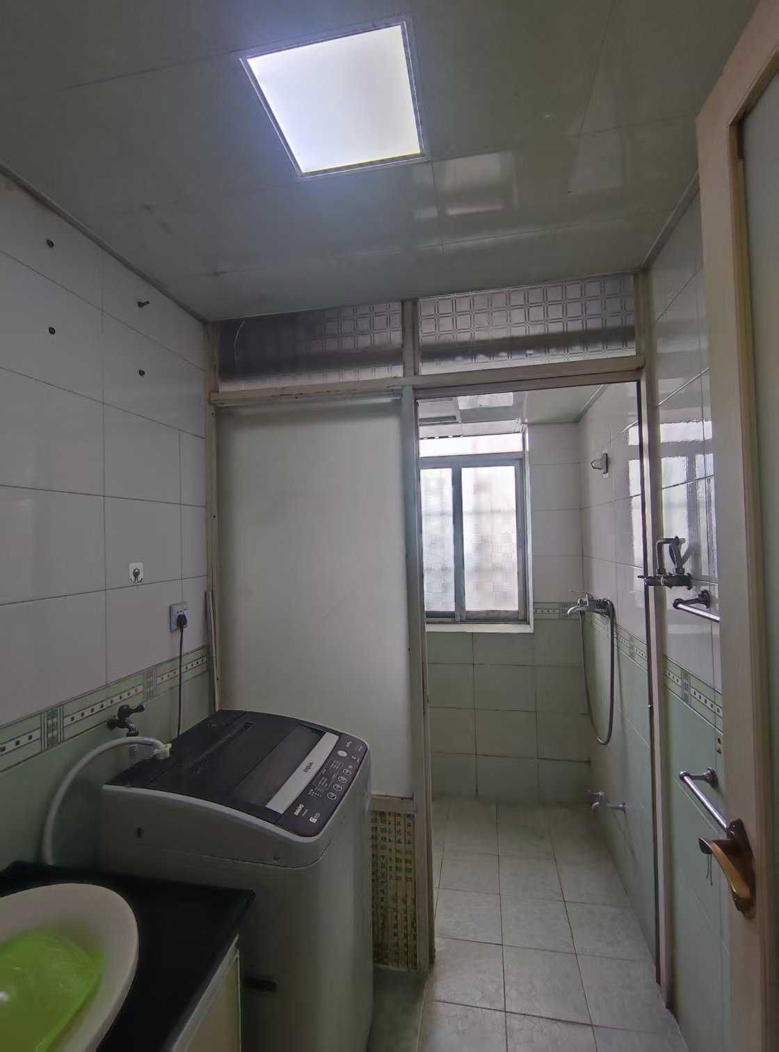 同兴苑 3室2厅1卫 1300.0元/月 同兴苑 3室2厅1卫 1300.0元/月室内图