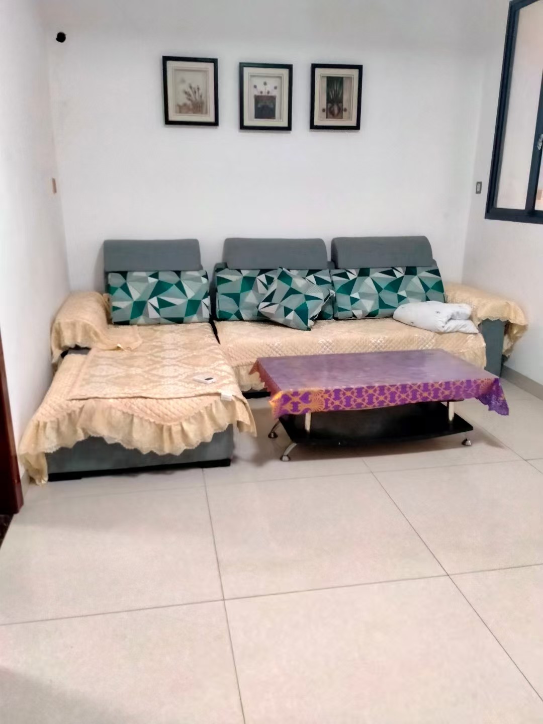 公路局家属院(产权:天马山5号) 2室2厅1卫 800.0元/月 公路局家属院(产权:天马山5号) 2室2厅1卫 800.0元/月室内图