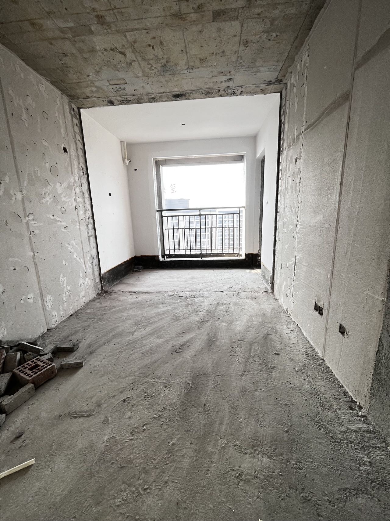 吾悦广场 2室1厅1卫 35.8万 吾悦广场 2室1厅1卫 35.8万客厅