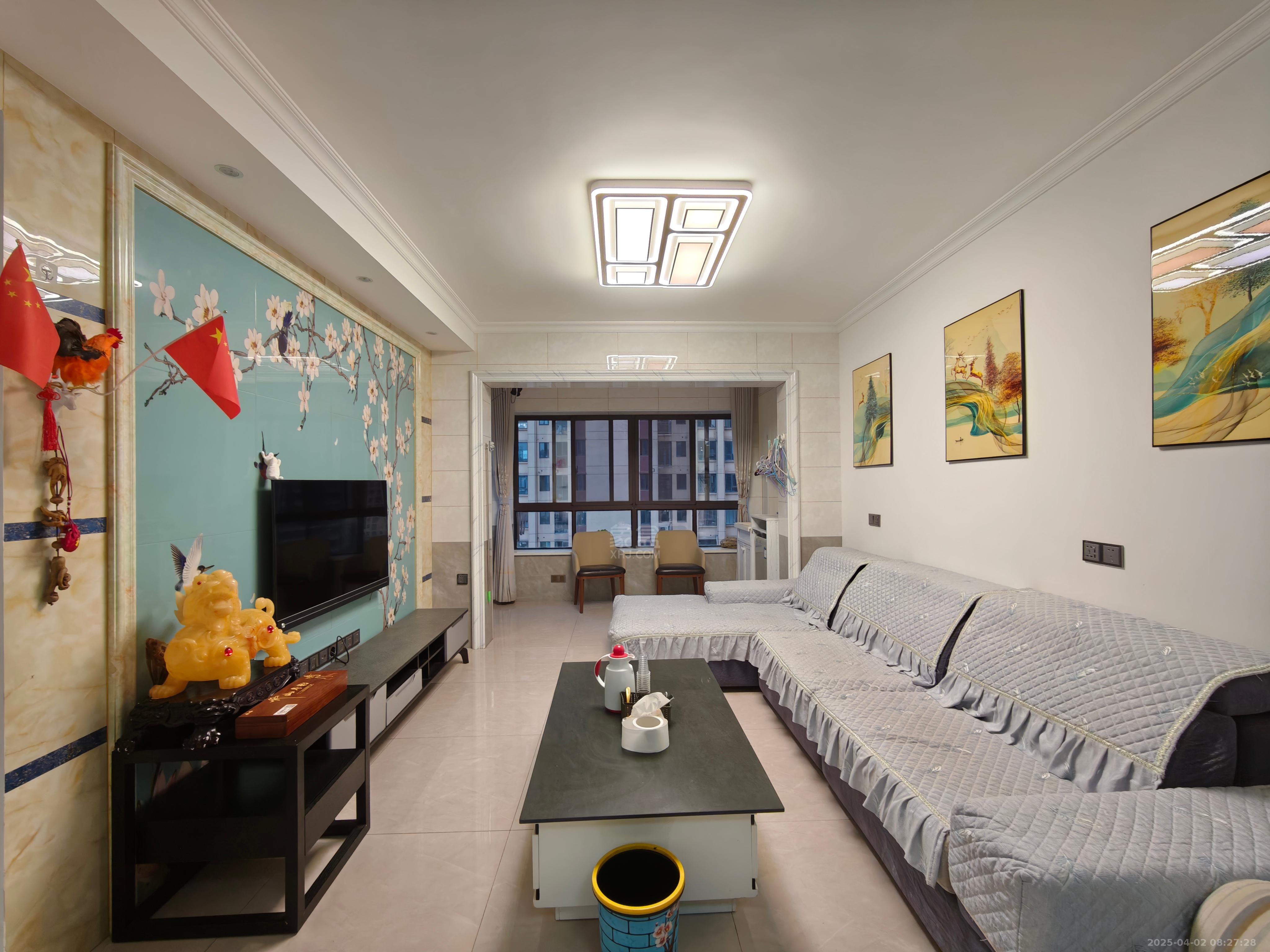 中房天玺湾 3室2厅2卫 1700.0元/月 中房天玺湾 3室2厅2卫 1700.0元/月室内图