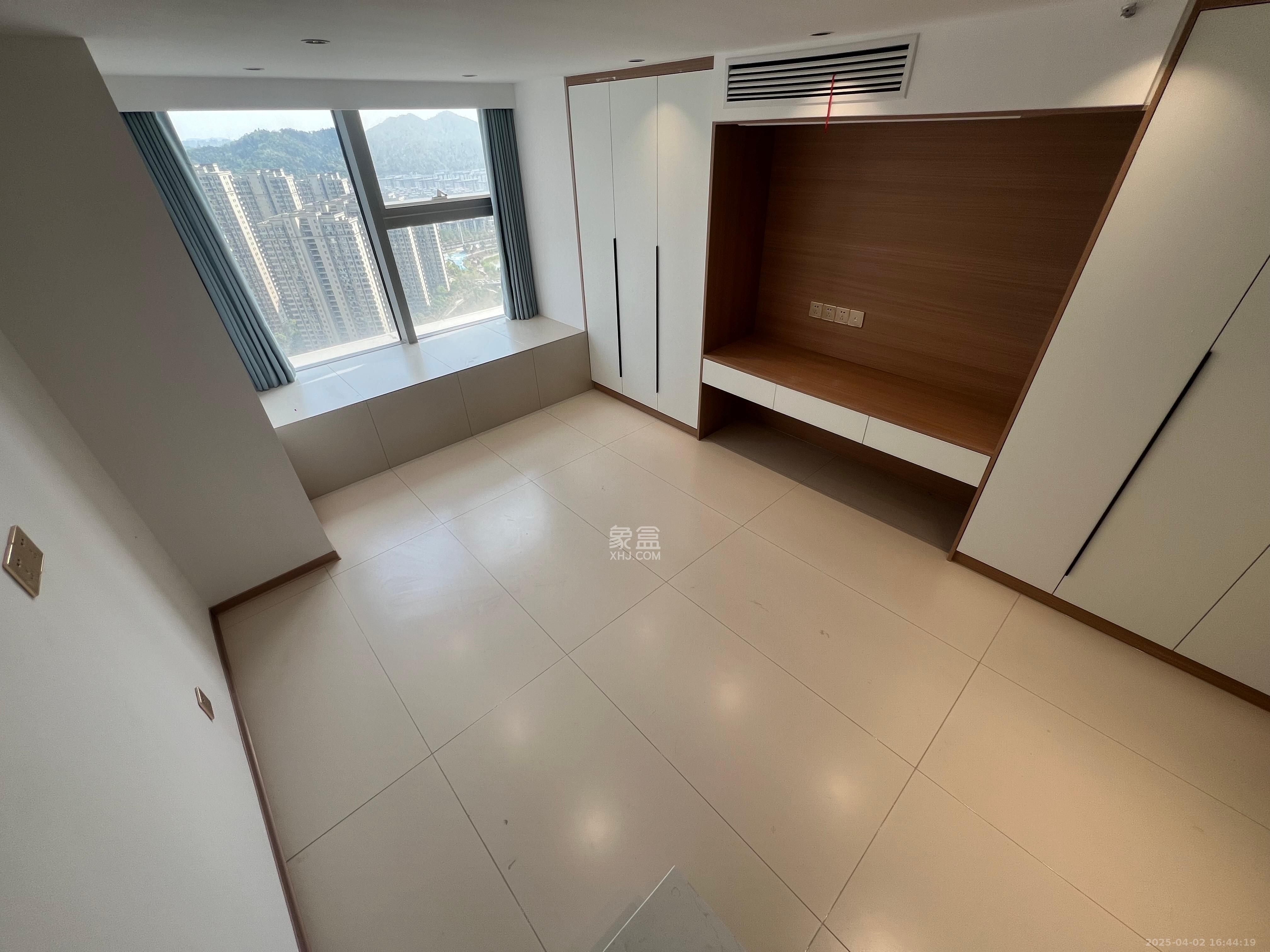 正荣梅溪紫阙台  1室1厅1卫   2400.00元/月室内图1
