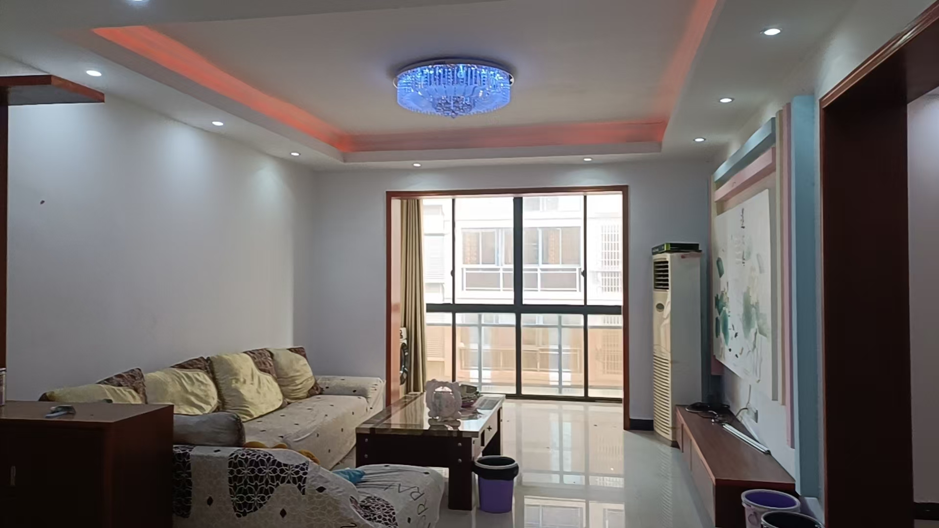 盛世东方 3室2厅2卫 1300.0元/月 盛世东方 3室2厅2卫 1300.0元/月室内图