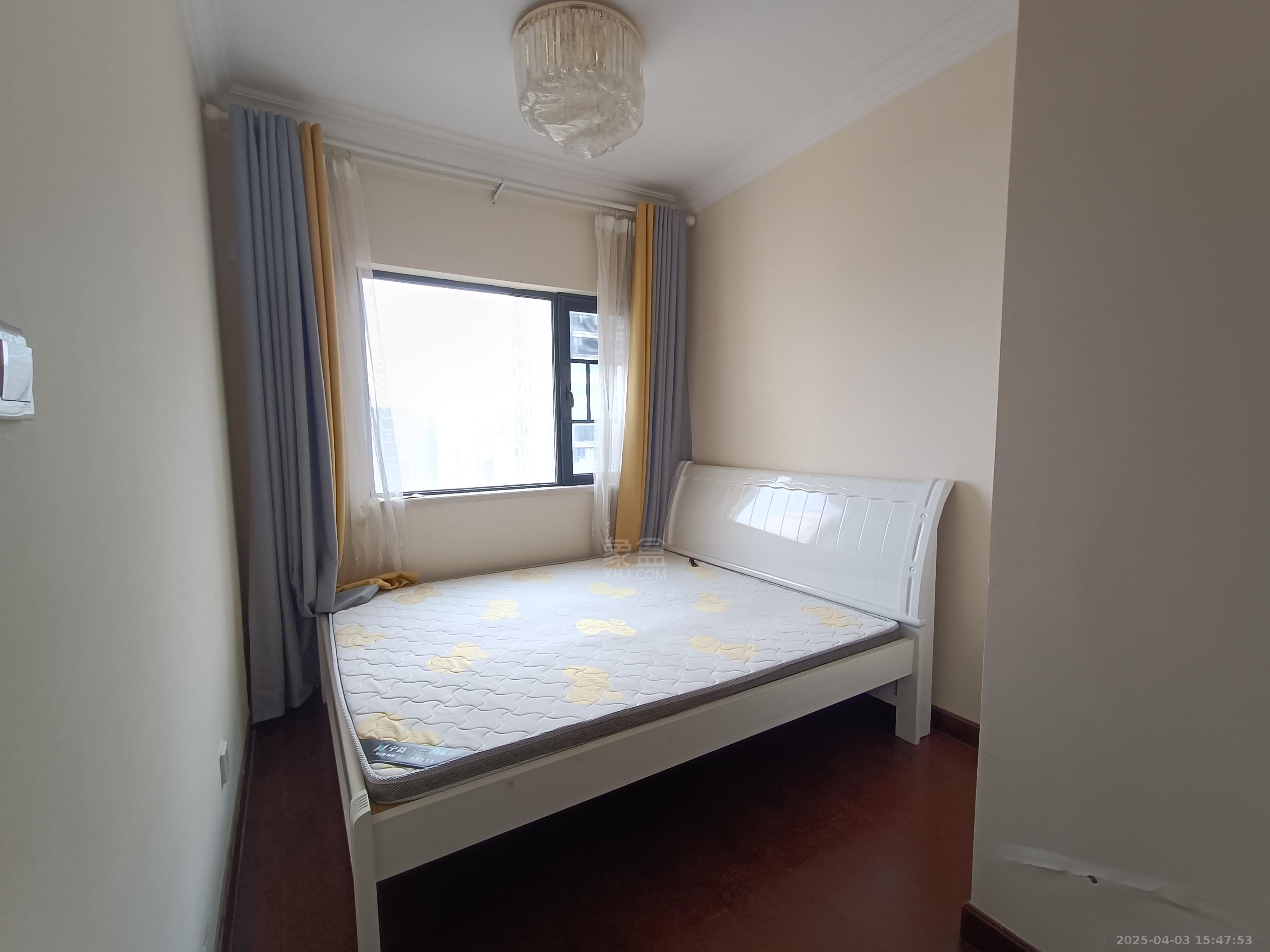 恒大华府 3室2厅2卫 2400.0元/月 恒大华府 3室2厅2卫 2400.0元/月室内图