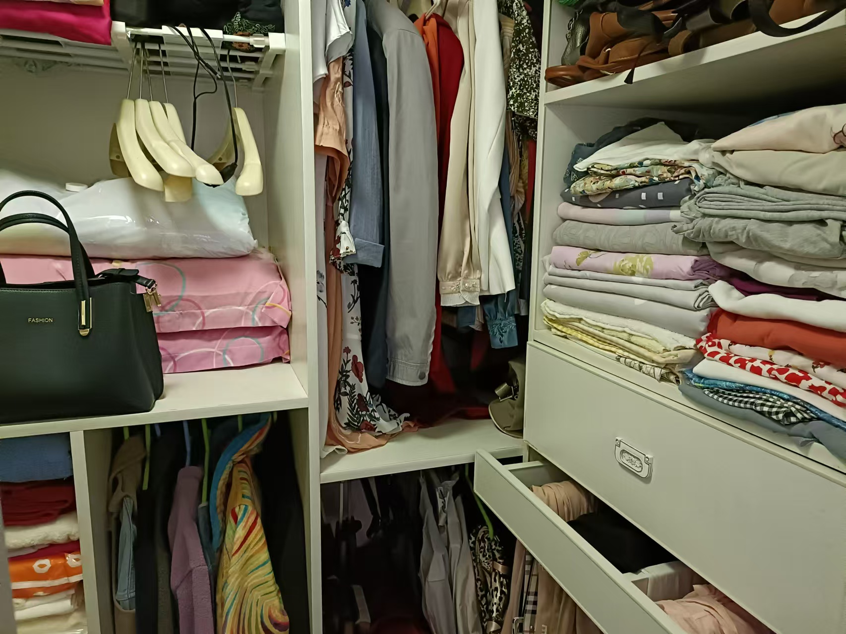 后海温泉小镇  2室1厅1卫    90.0万 后海温泉小镇  2室1厅1卫    90.0万客厅