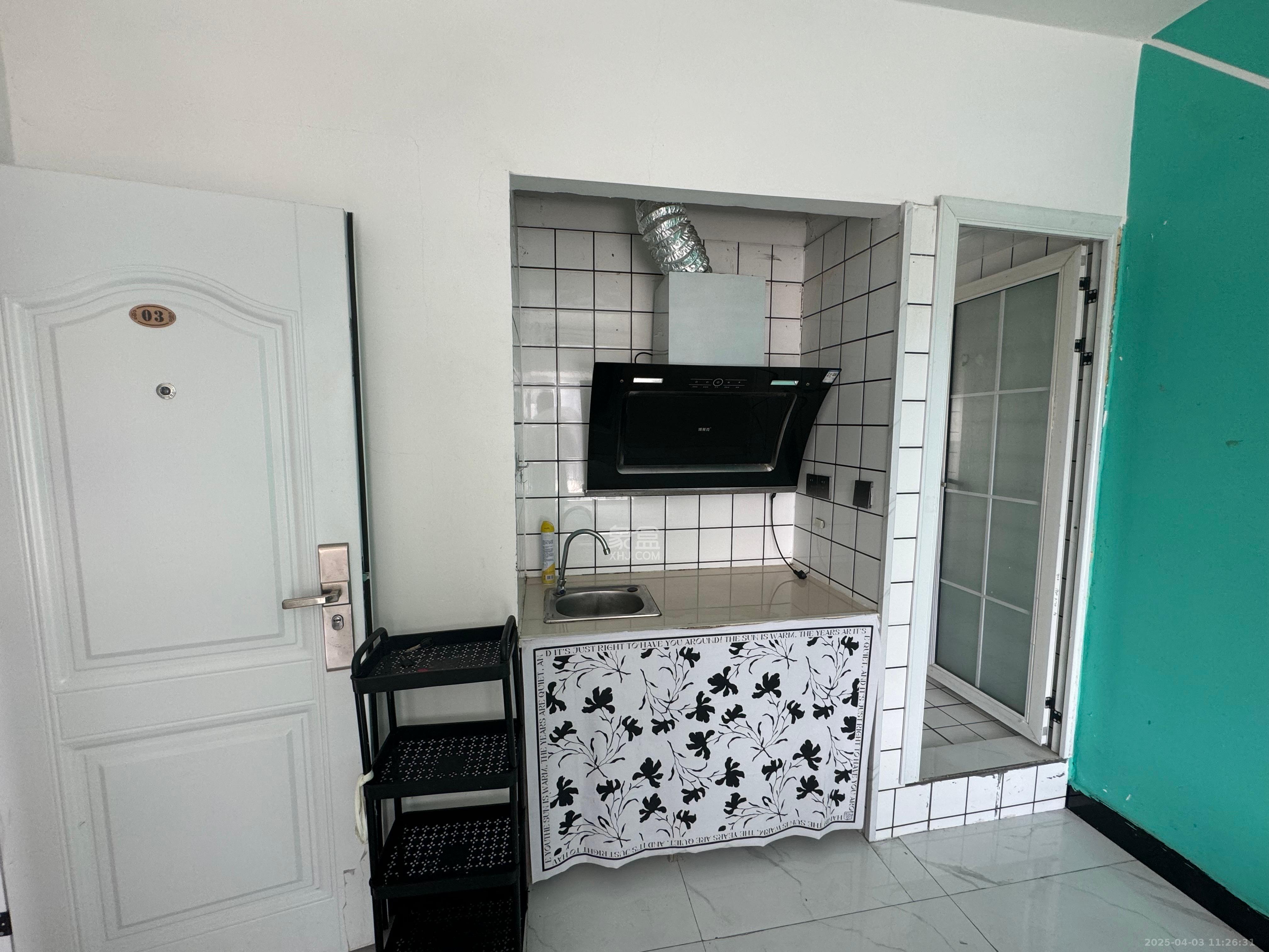 保利香槟国际 1室1厅1卫 800.0元/月 保利香槟国际 1室1厅1卫 800.0元/月室内图